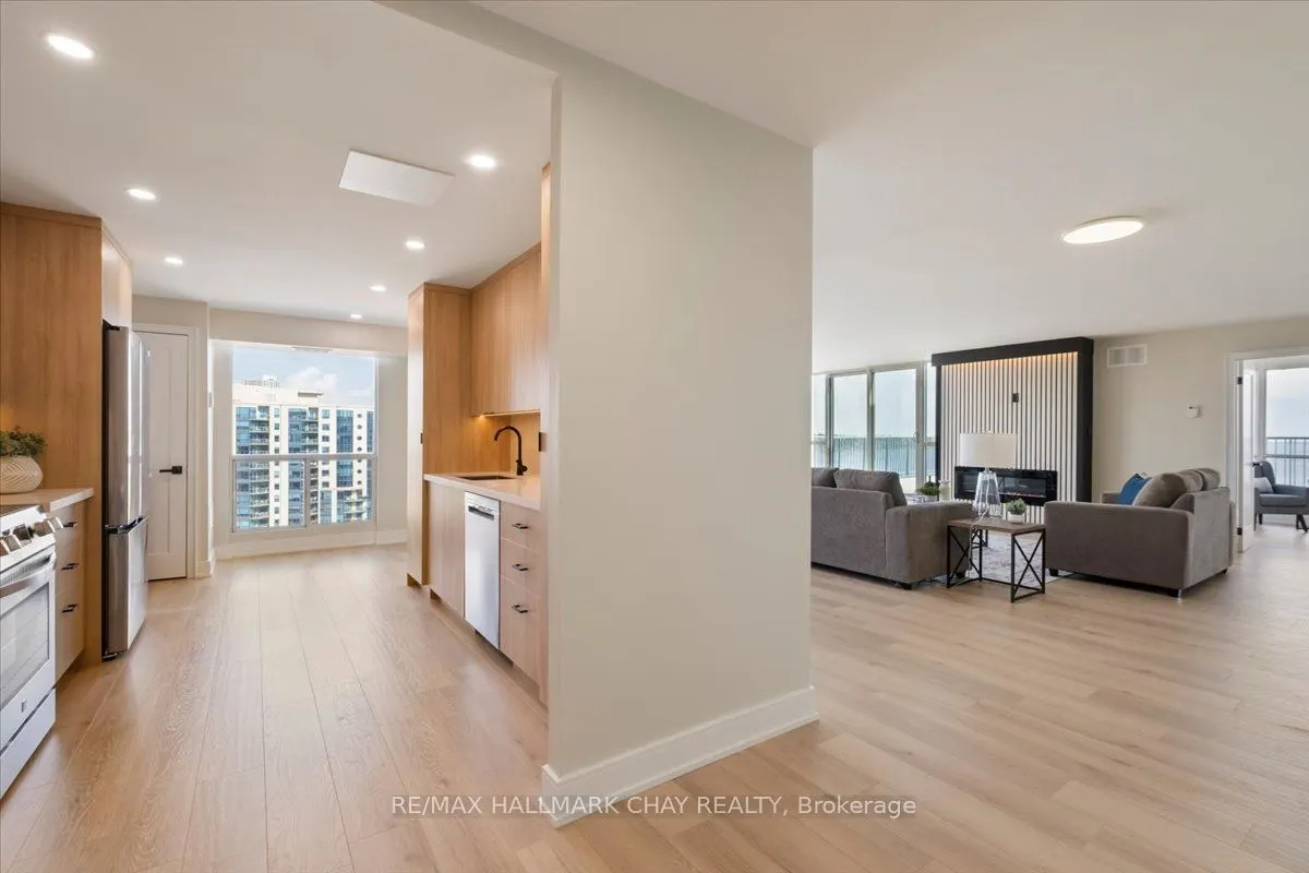 65 Ellen Street #1402