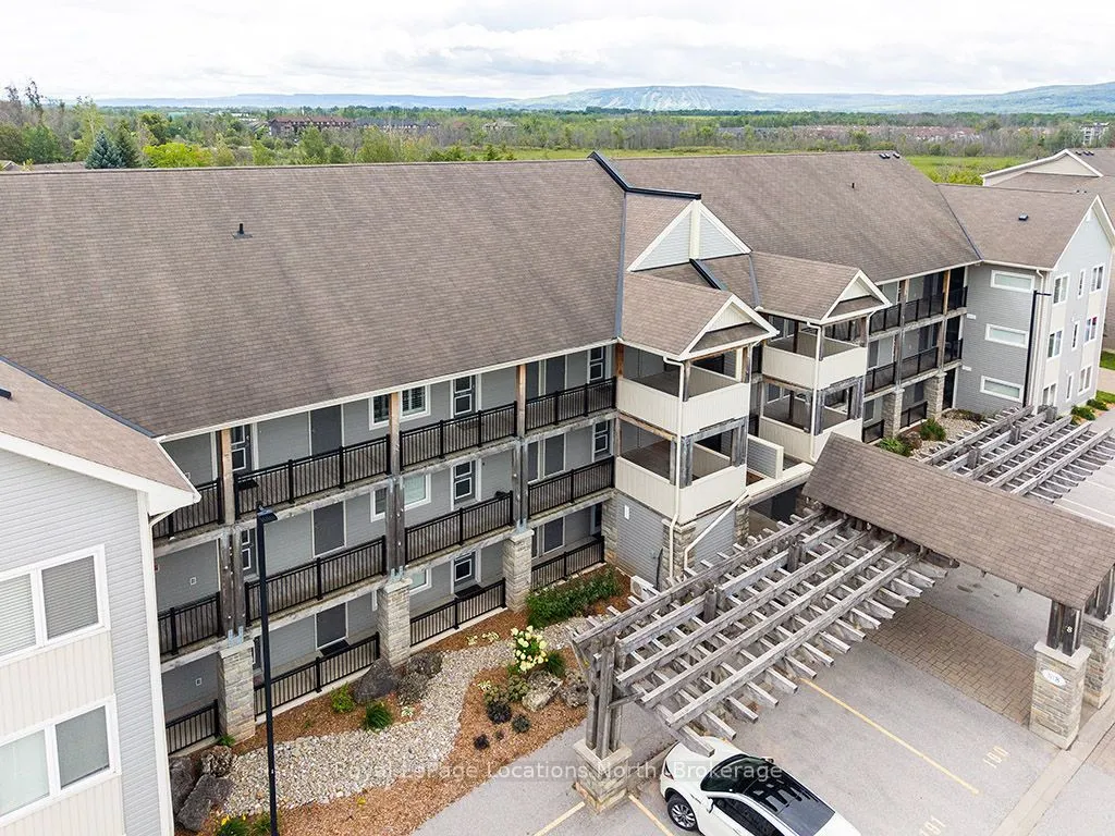 8 Brandy Lane Drive #303