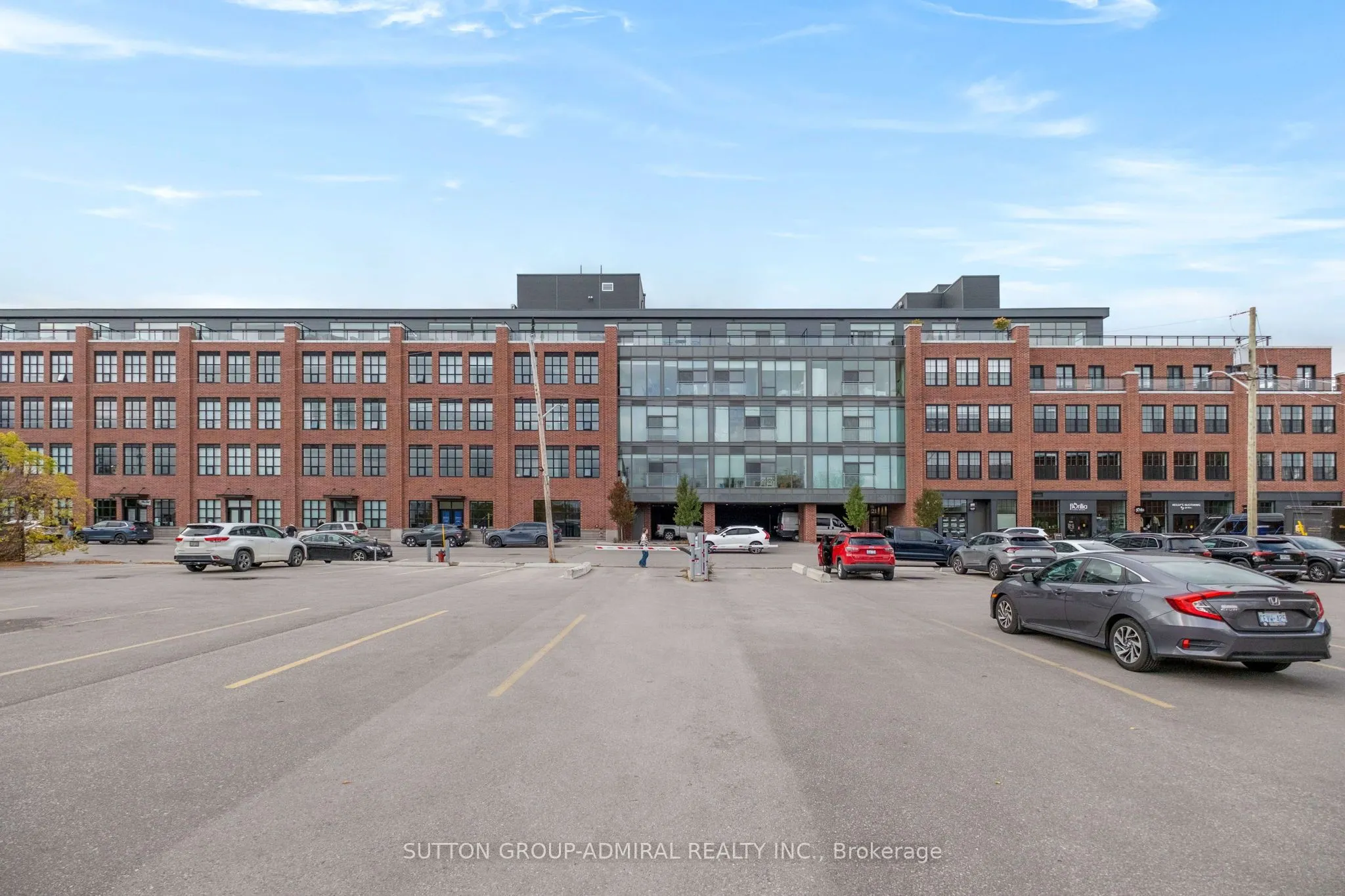 21 Matchedash Street #305