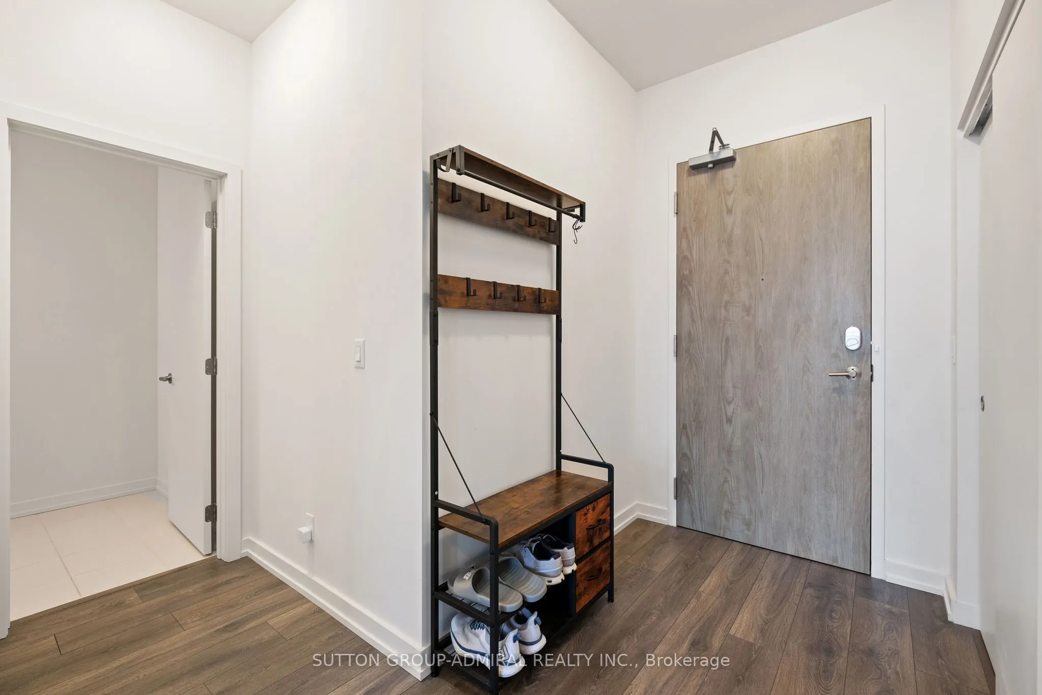 21 Matchedash Street #305