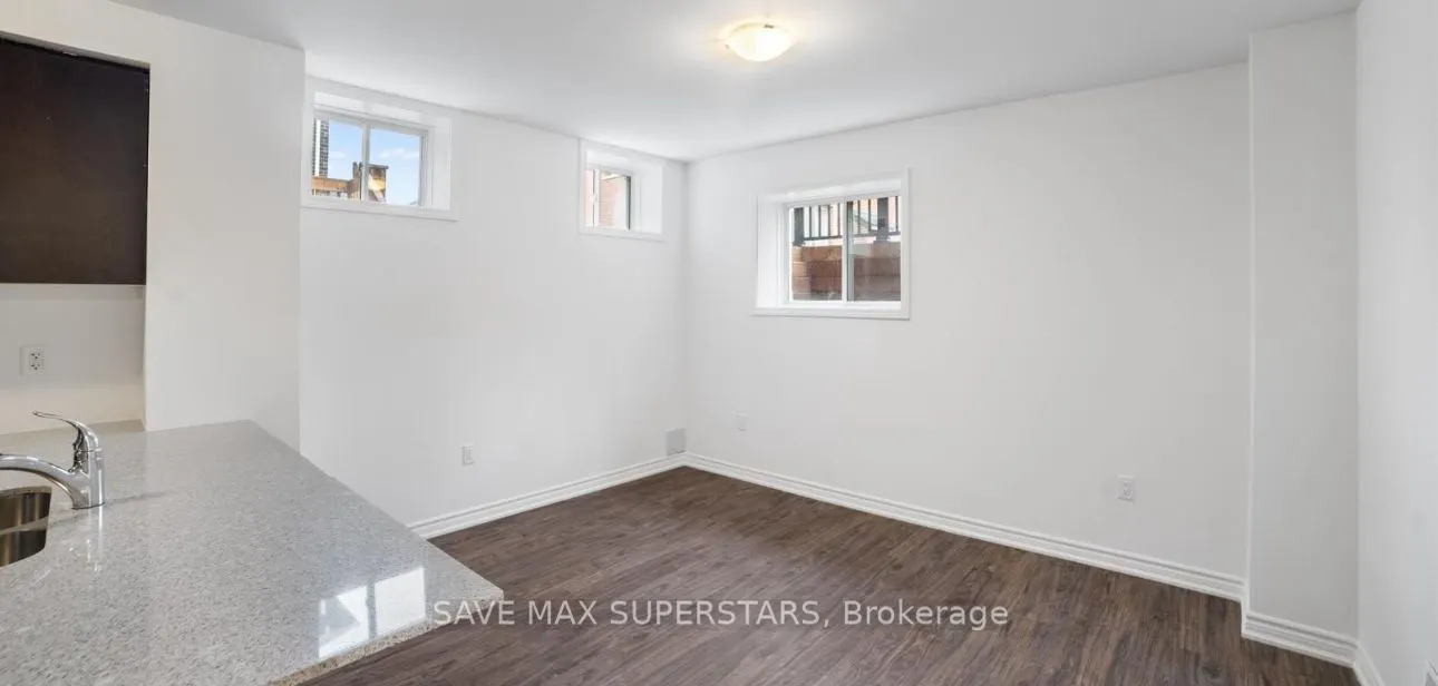 1-169 Greer Street