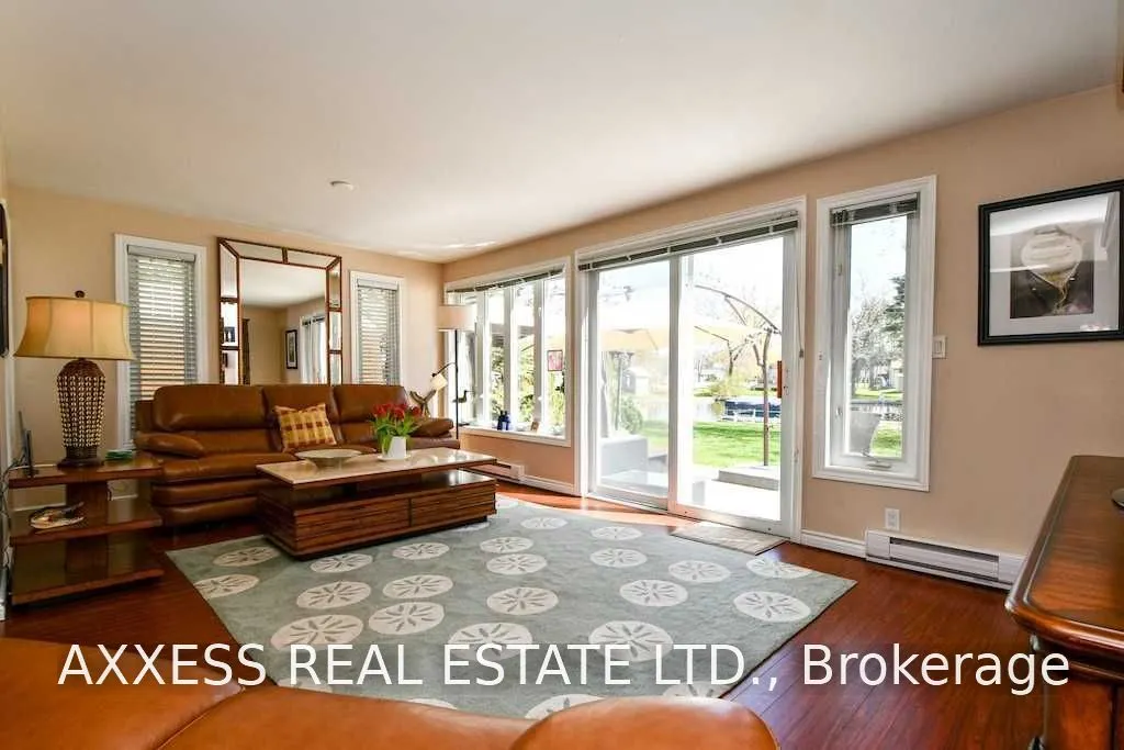 1 Pinetree Court