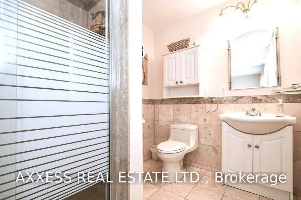 1 Pinetree Court