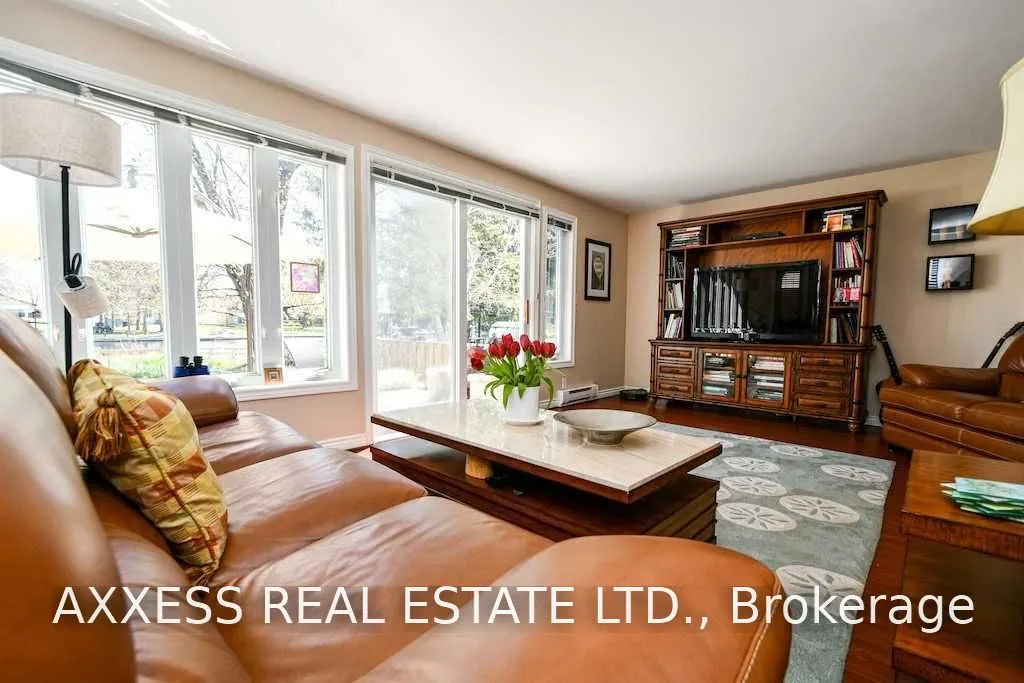 1 Pinetree Court