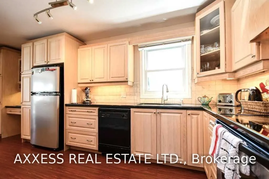 1 Pinetree Court