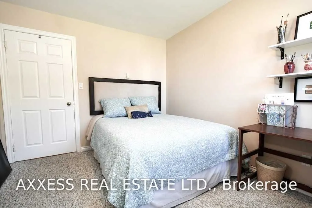1 Pinetree Court
