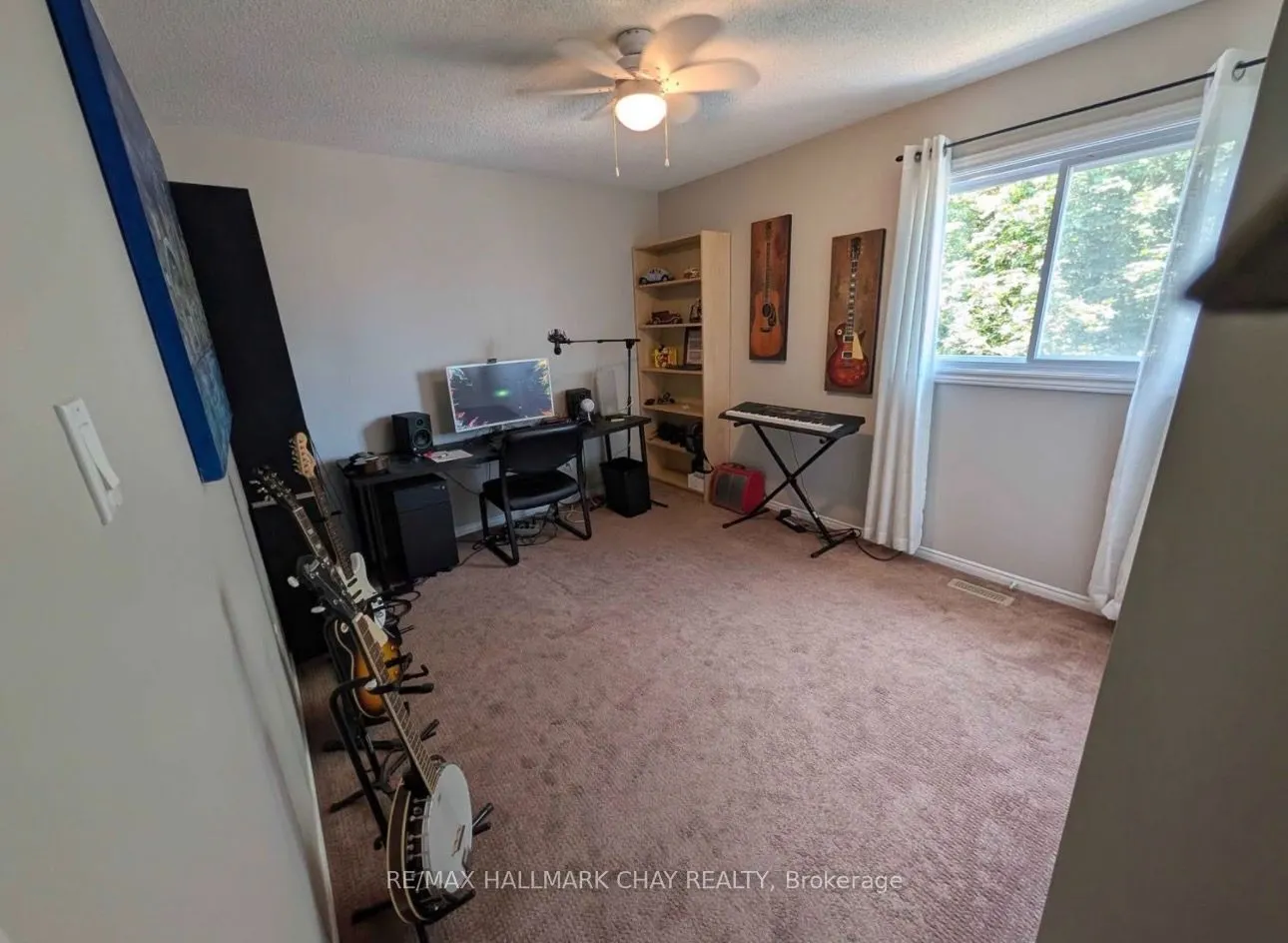 61 Carruthers Crescent
