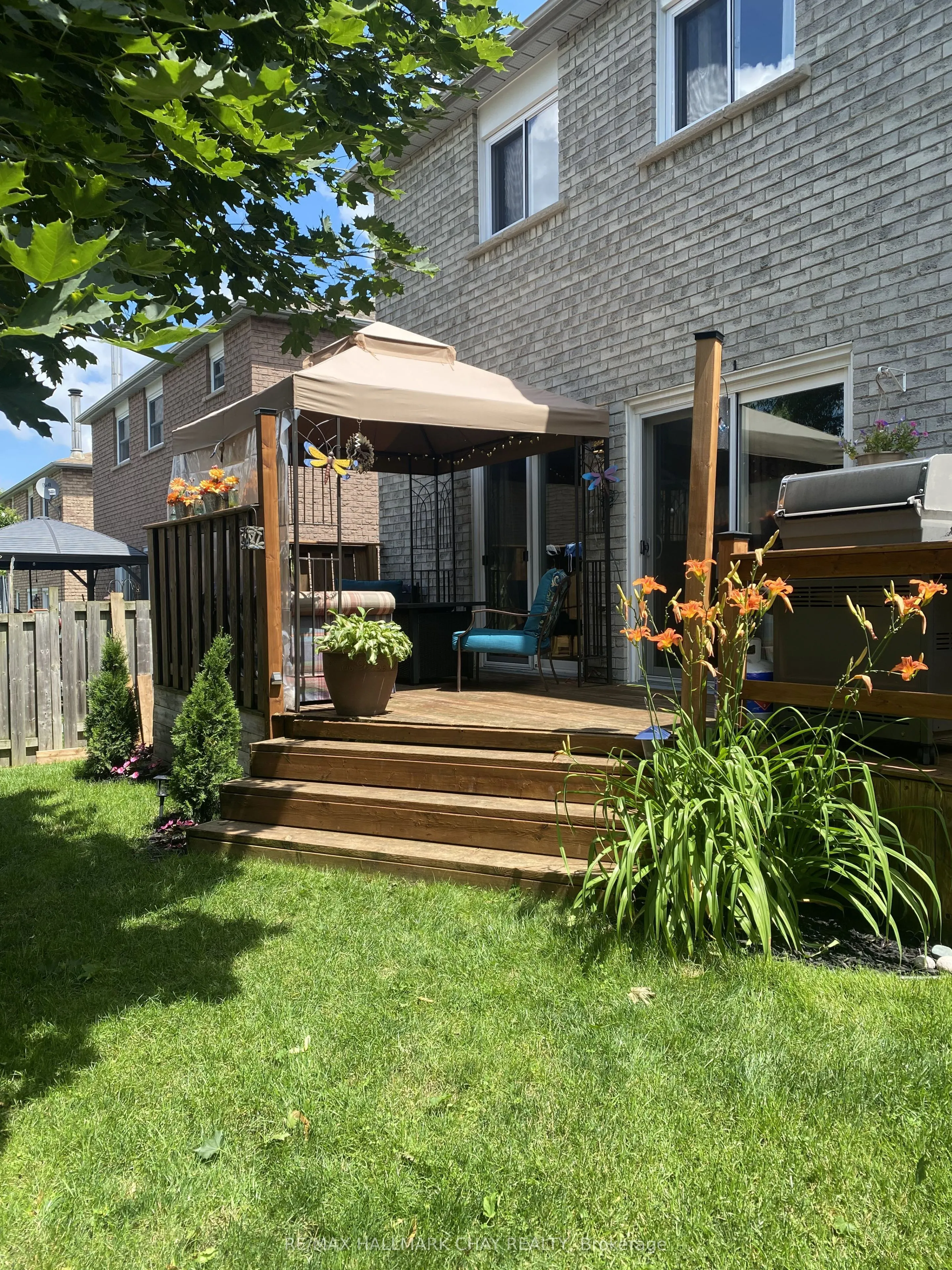 61 Carruthers Crescent