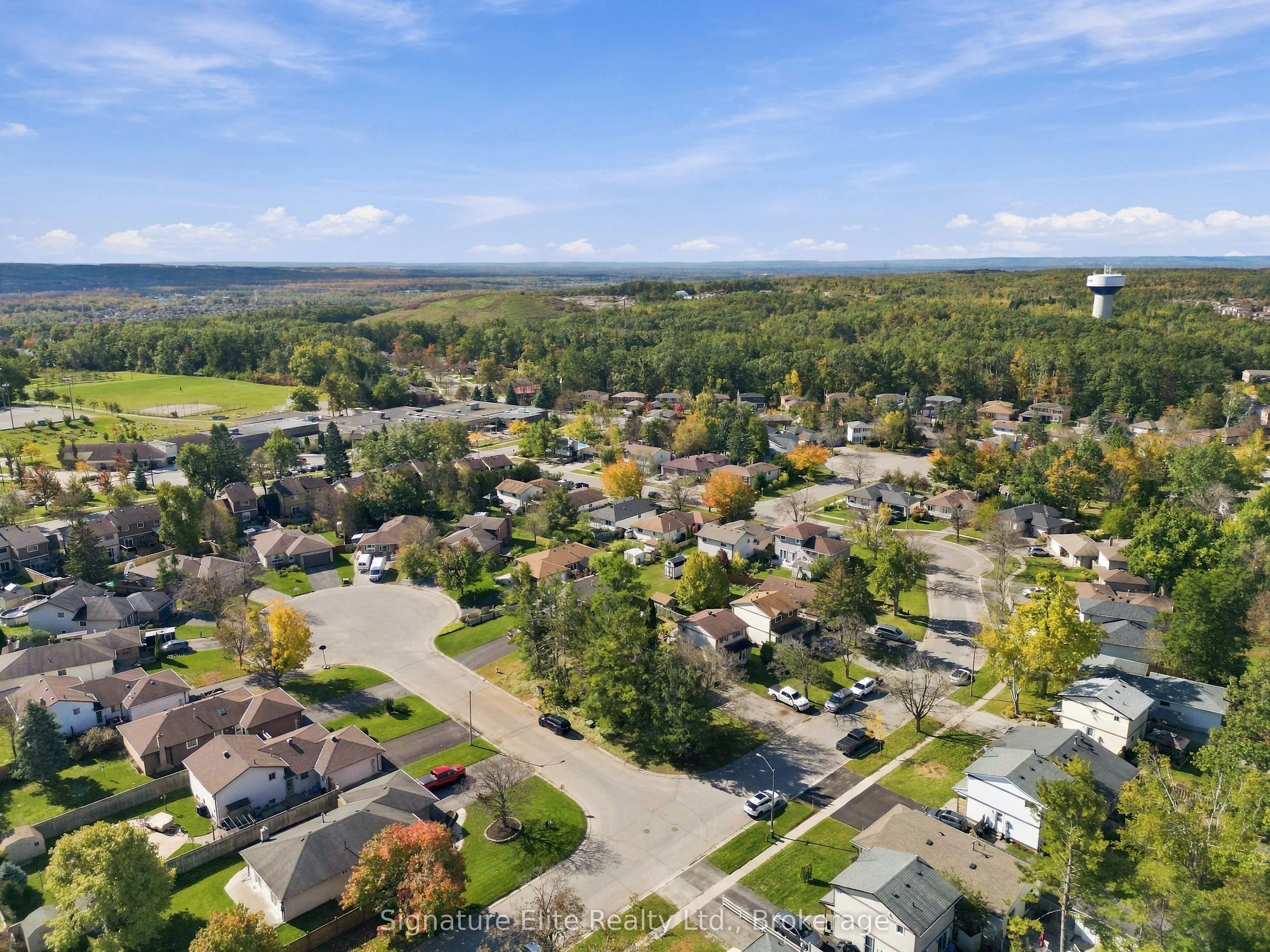 44 Bronte Crescent