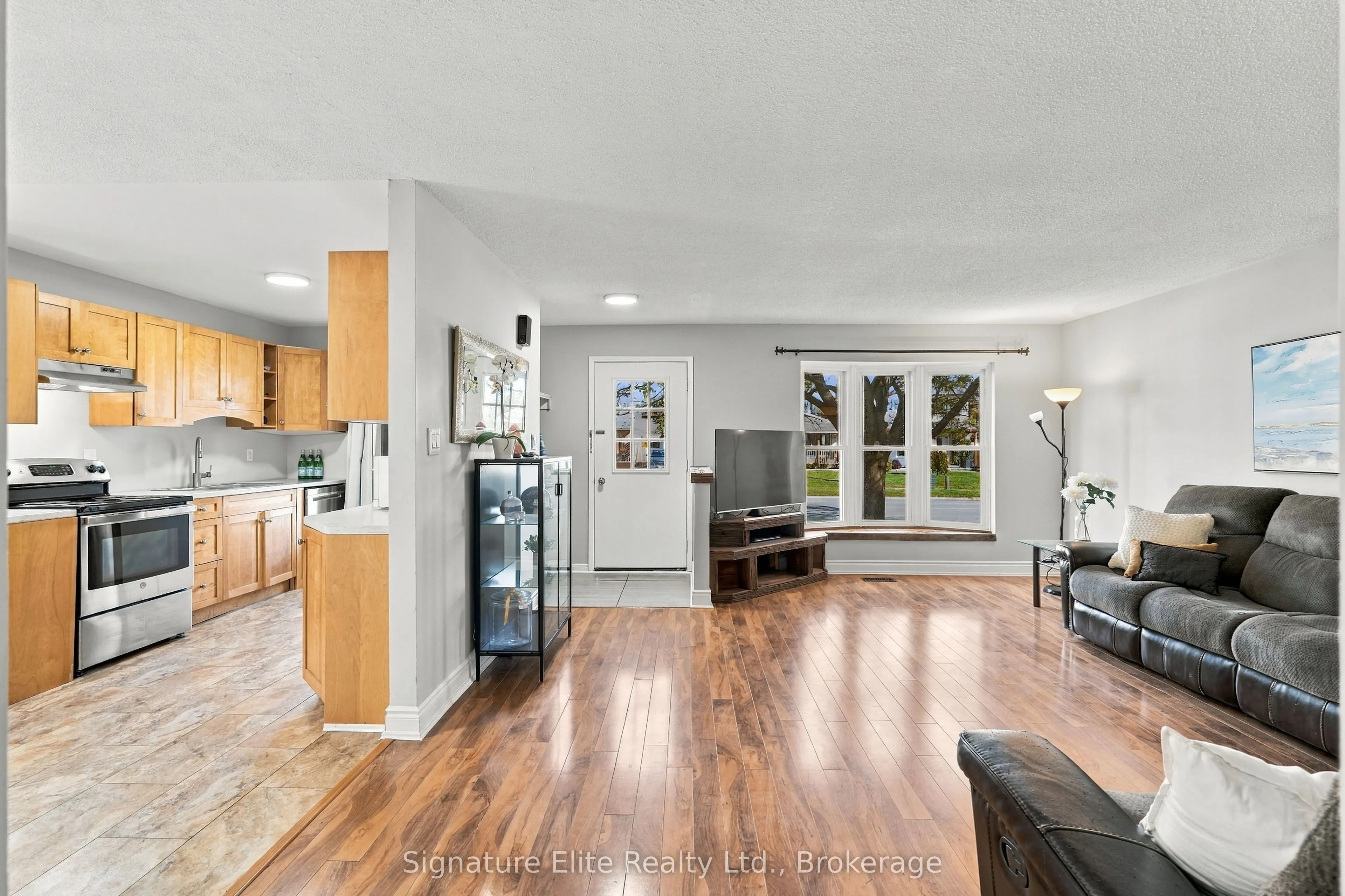 44 Bronte Crescent