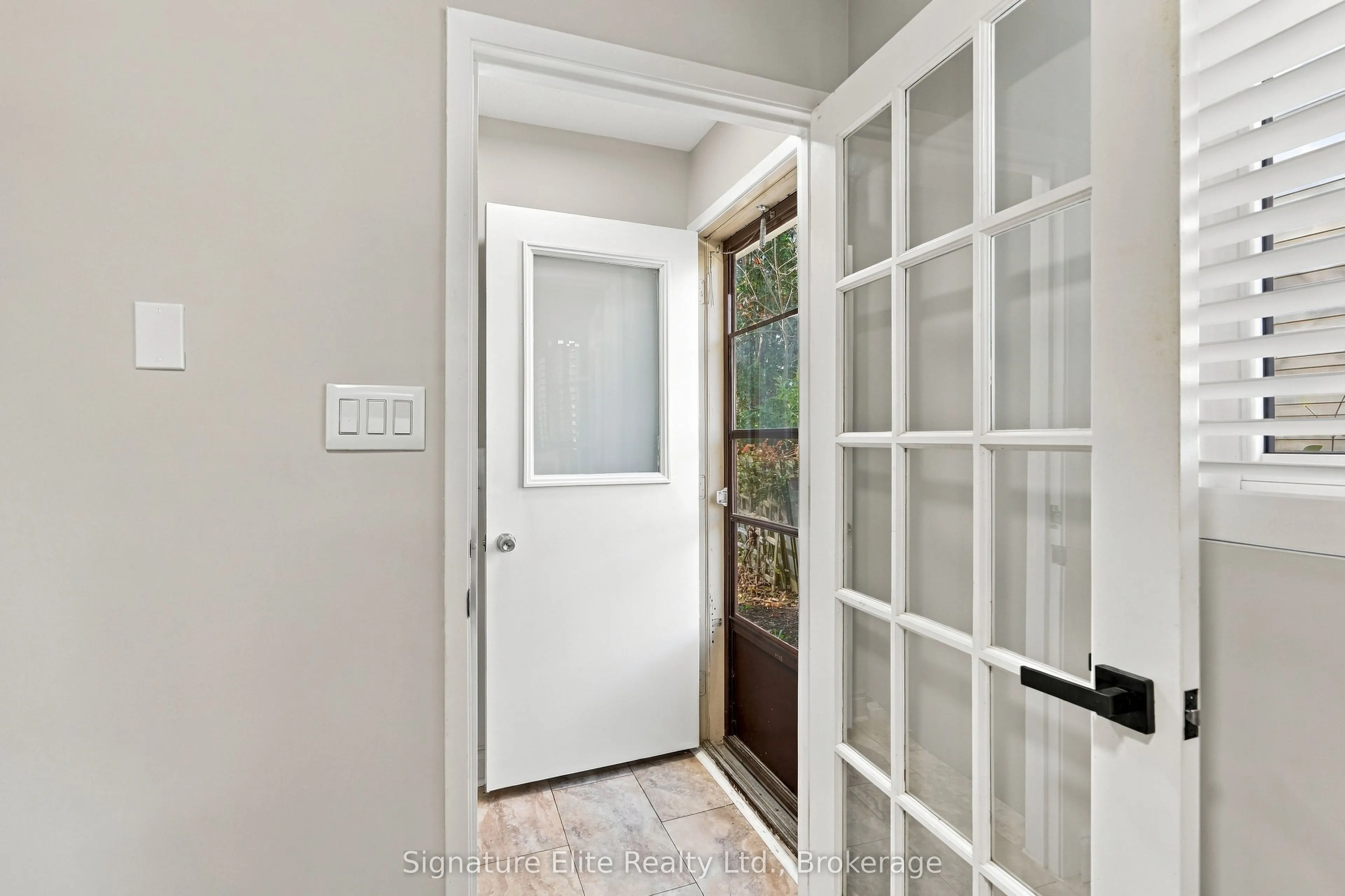 44 Bronte Crescent