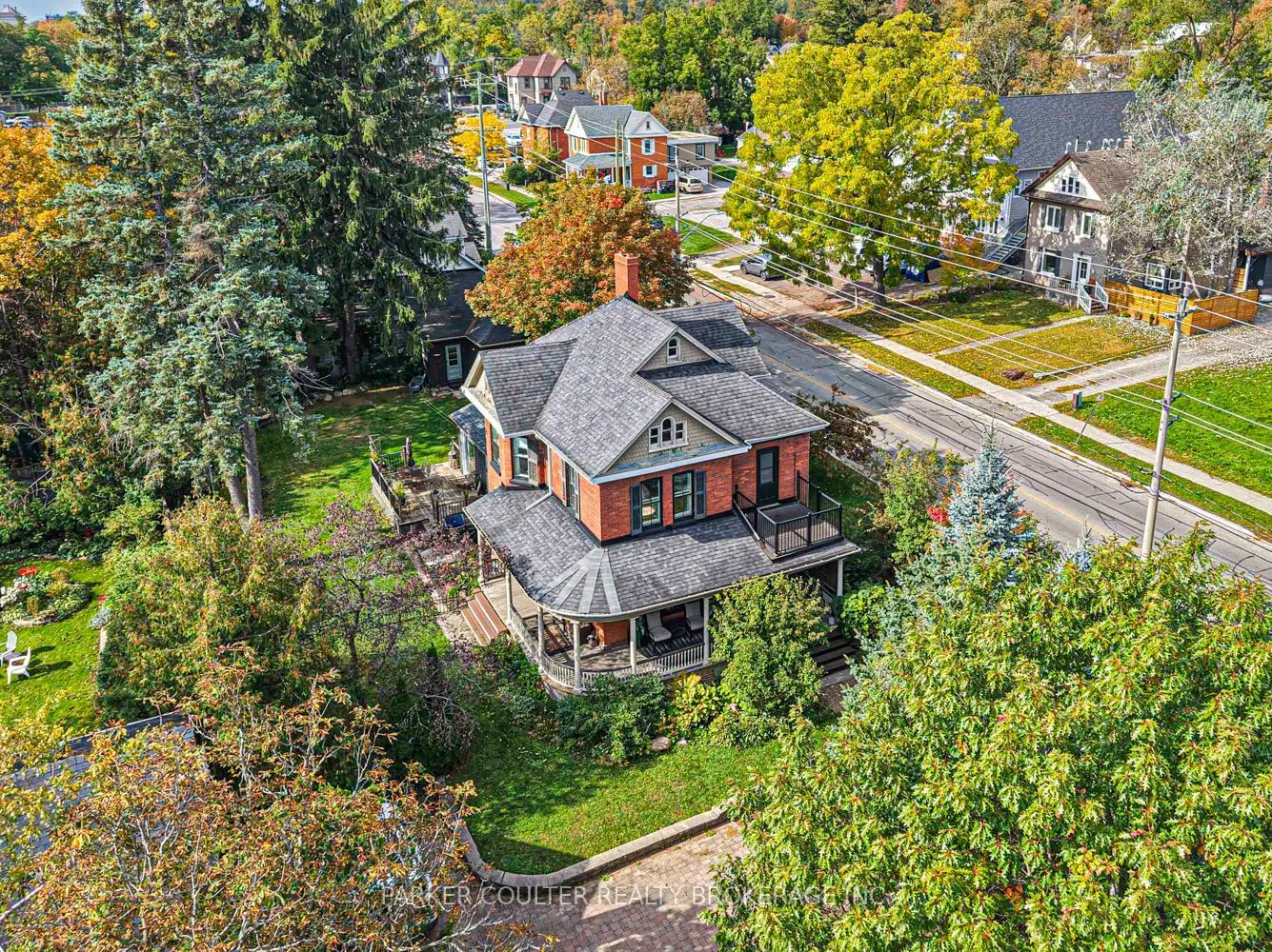 102 Clapperton Street