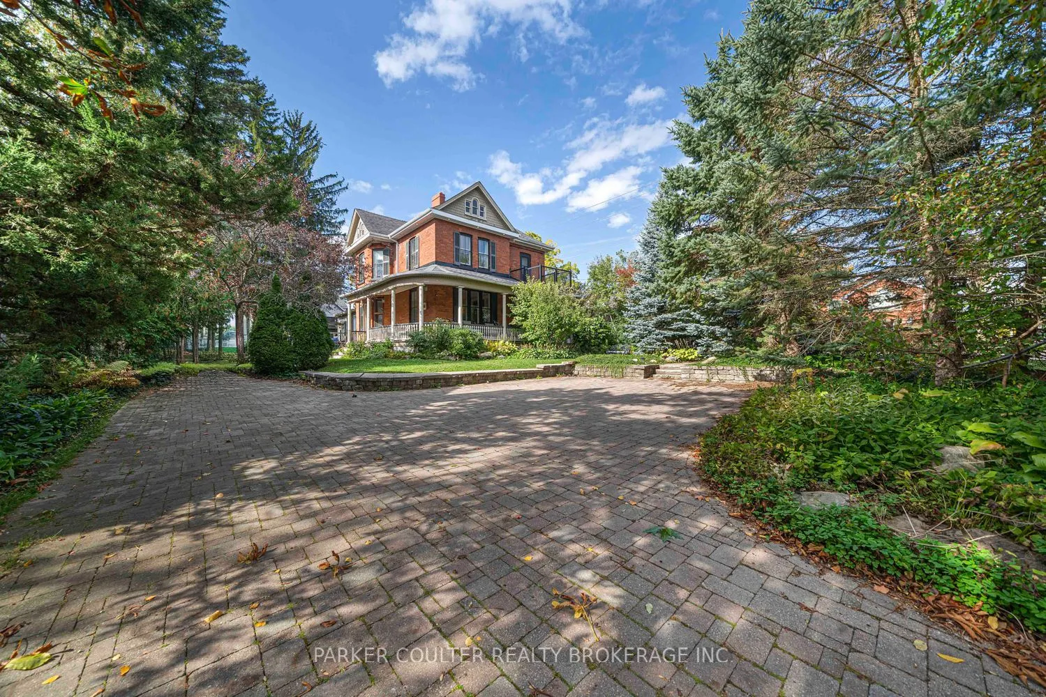 102 Clapperton Street