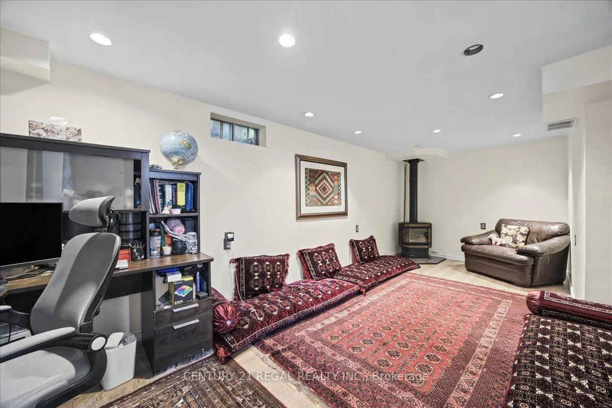 342 Hickling Trail