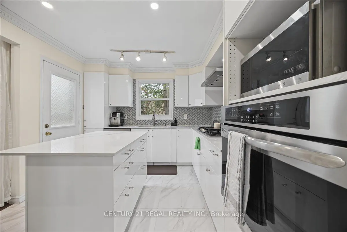 342 Hickling Trail