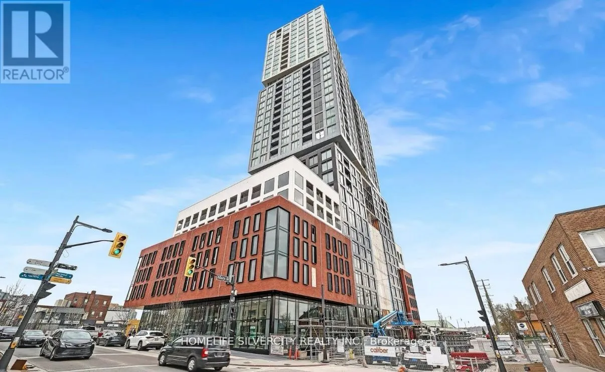 39 Mary Street #902