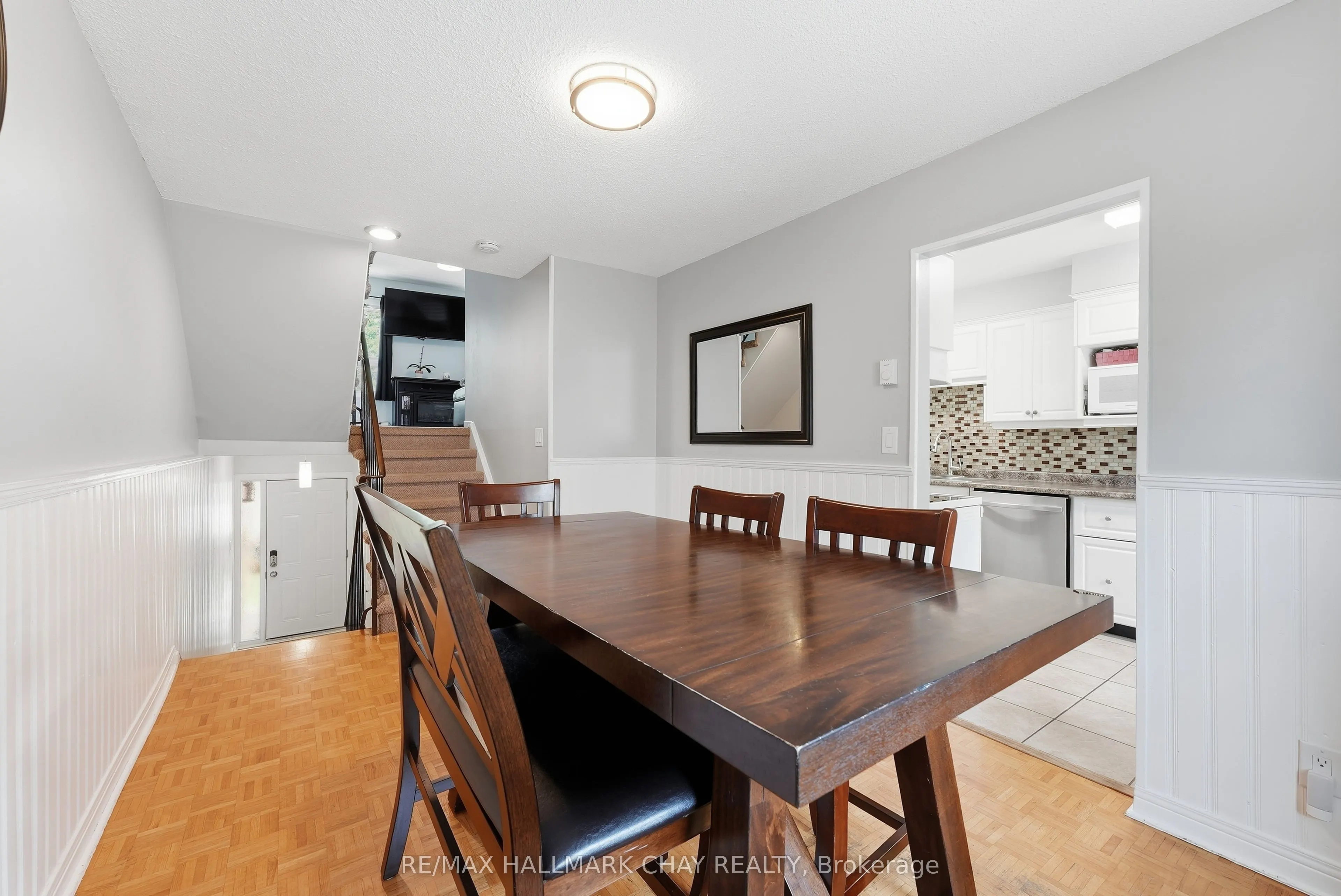 34-360 Blake Street #34