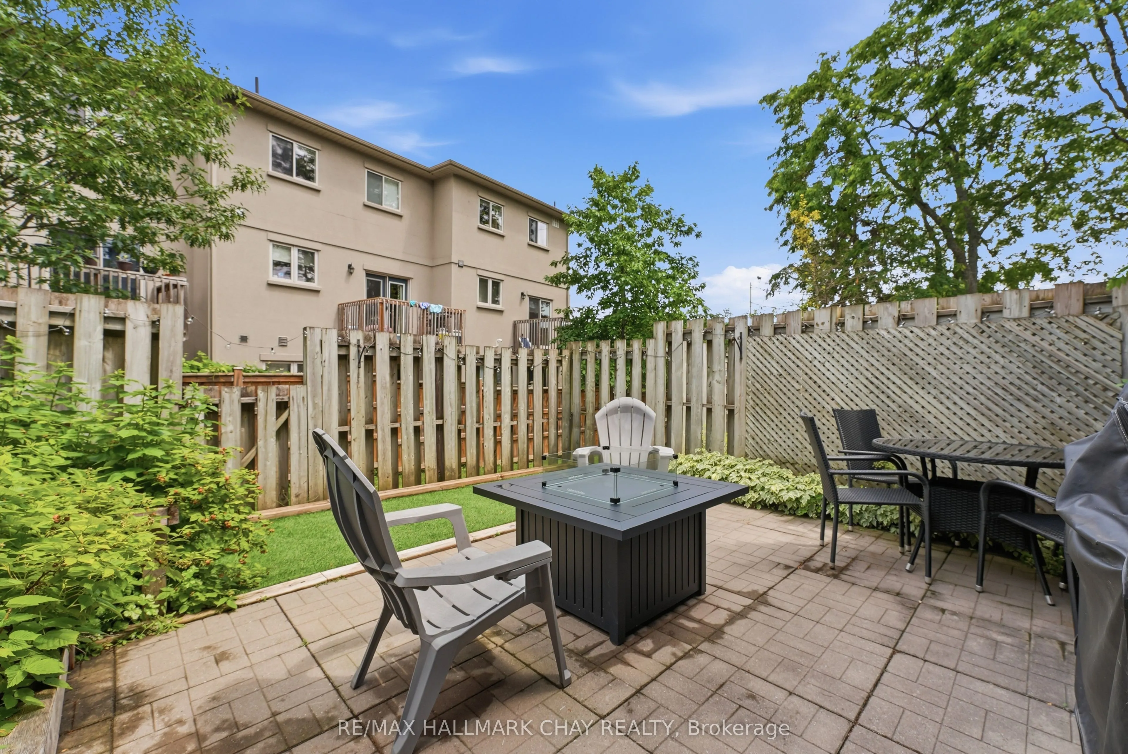 34-360 Blake Street #34