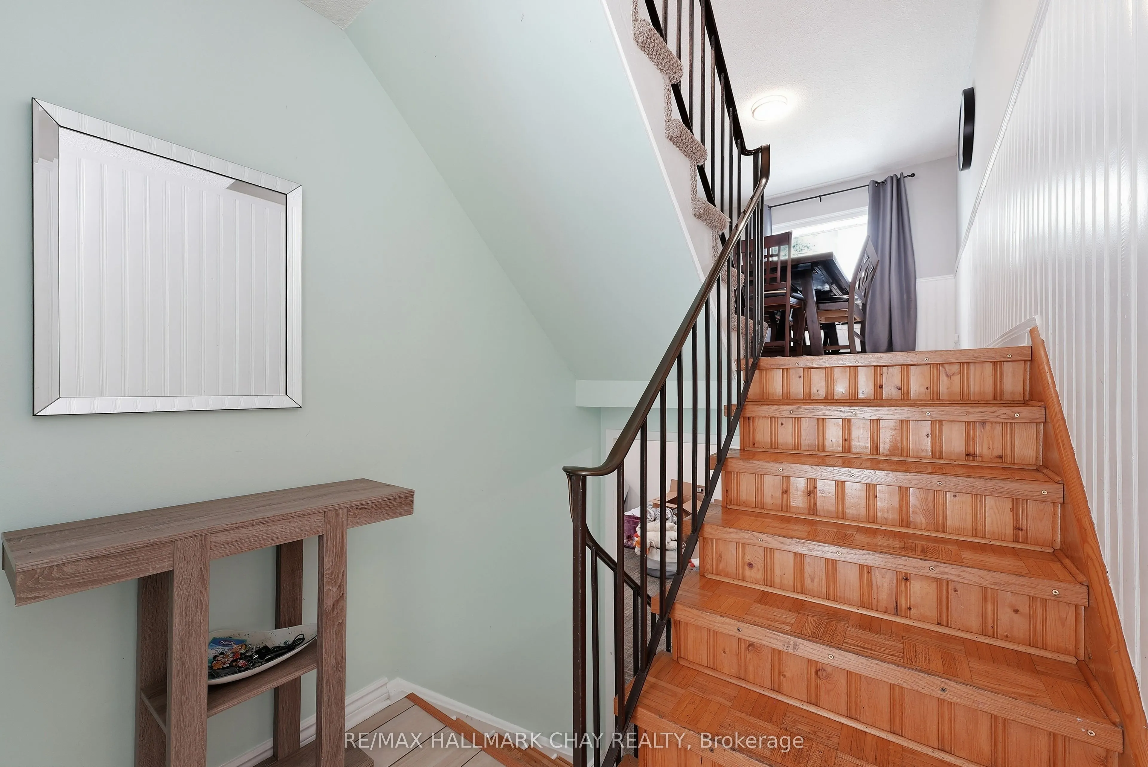 34-360 Blake Street #34