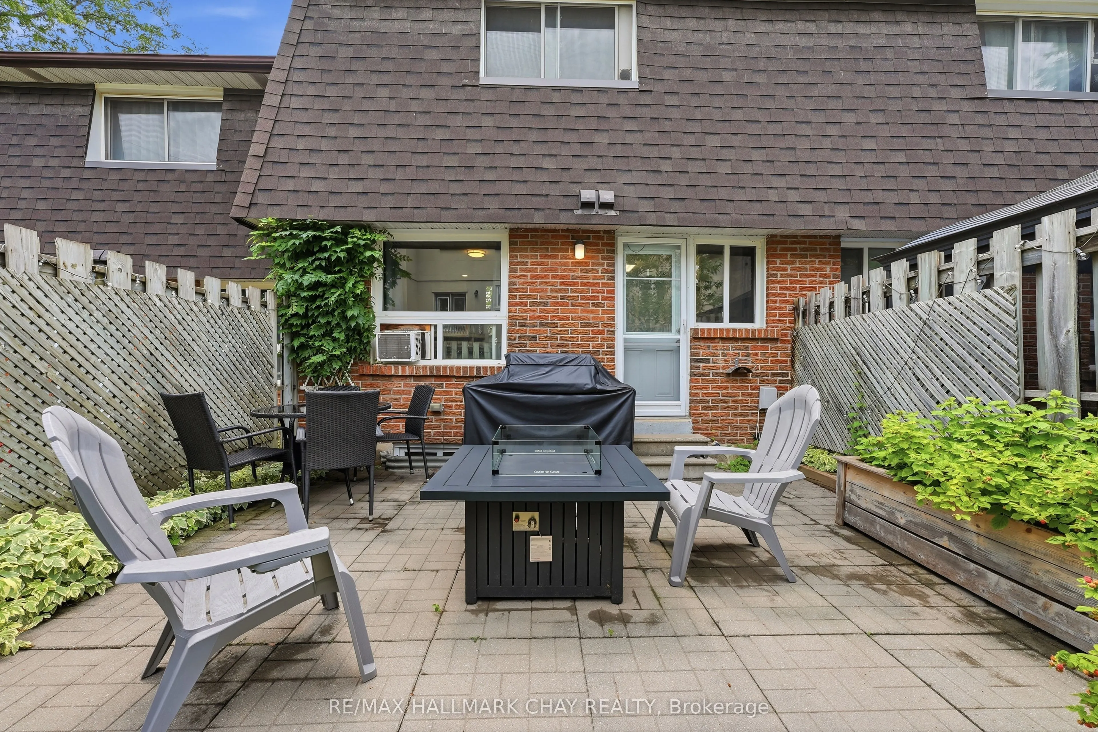 34-360 Blake Street #34