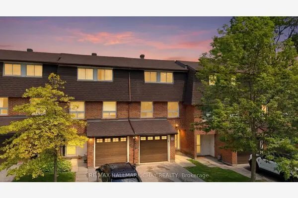 34-360 Blake Street #34