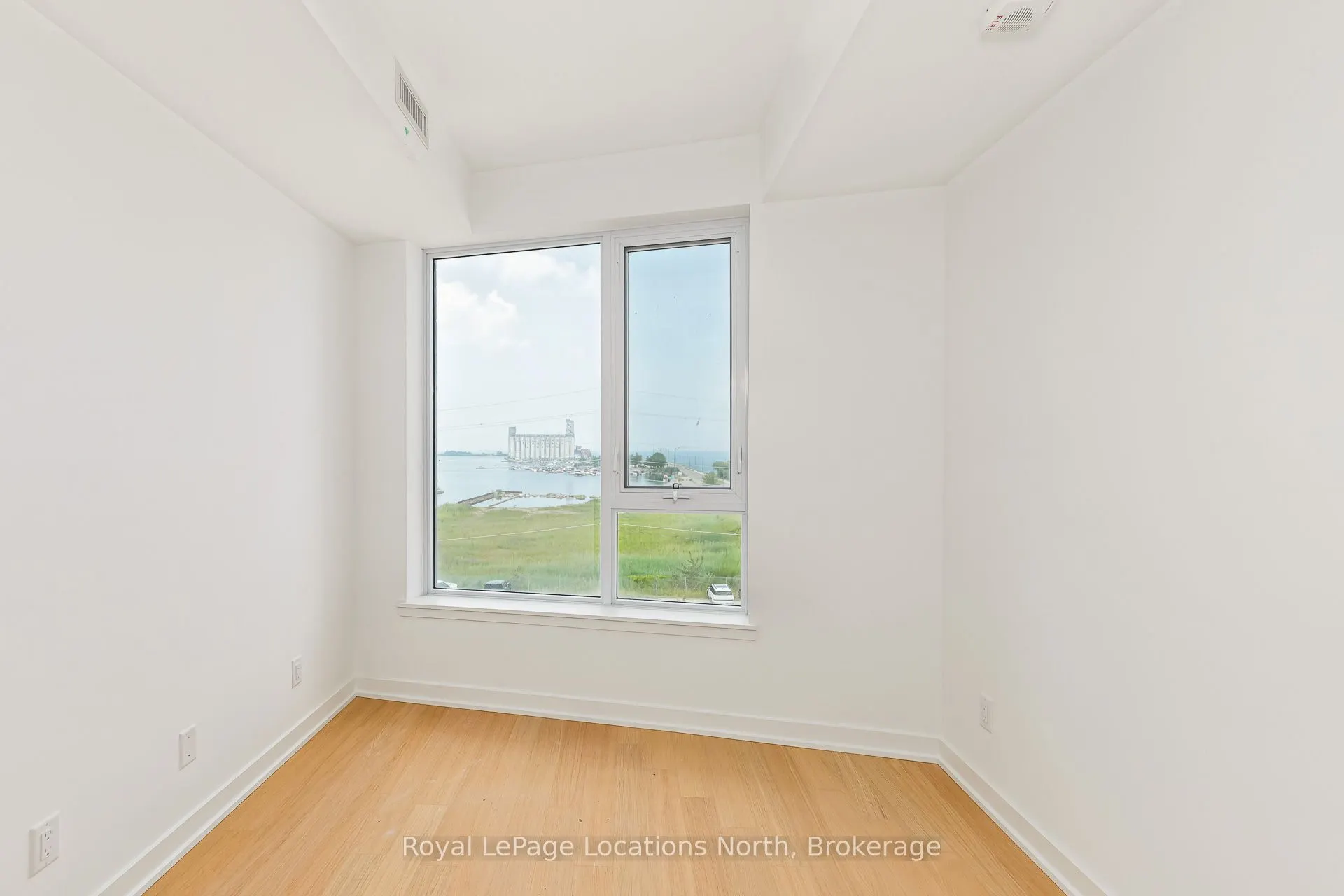31 Huron Street #403