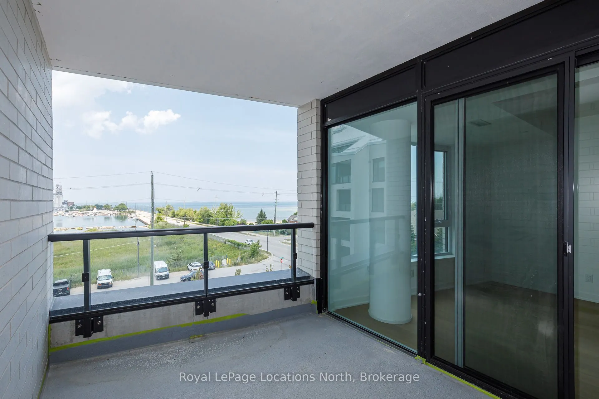 31 Huron Street #403