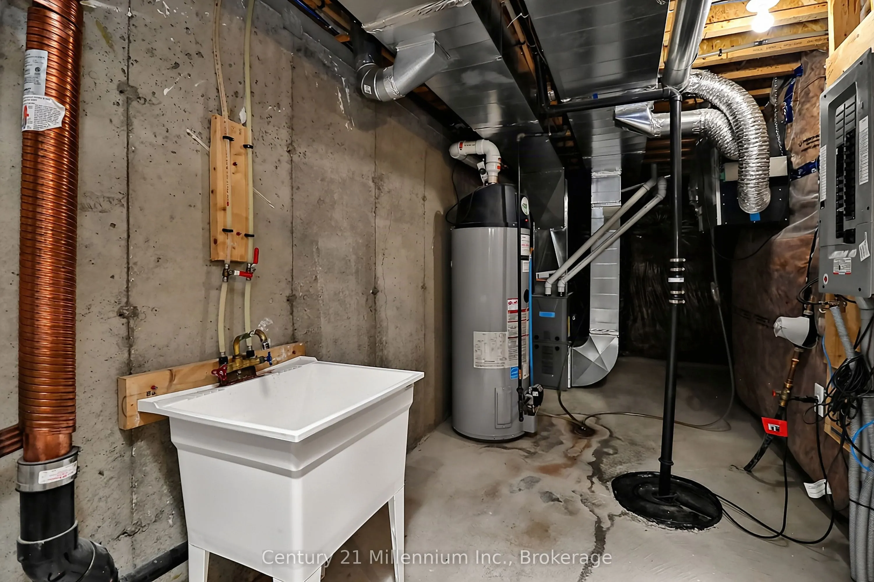 15 Gregory Avenue #15