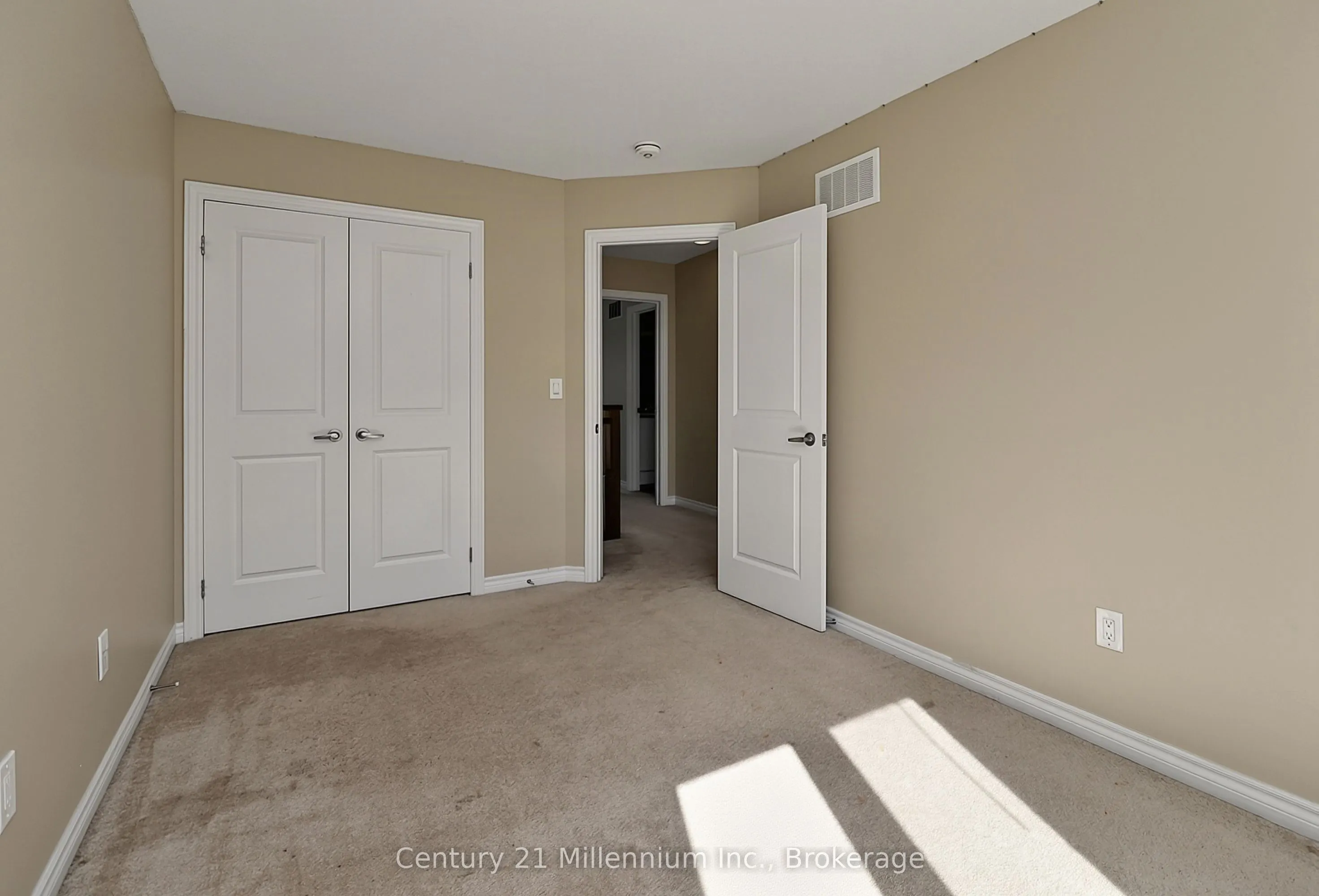 15 Gregory Avenue #15