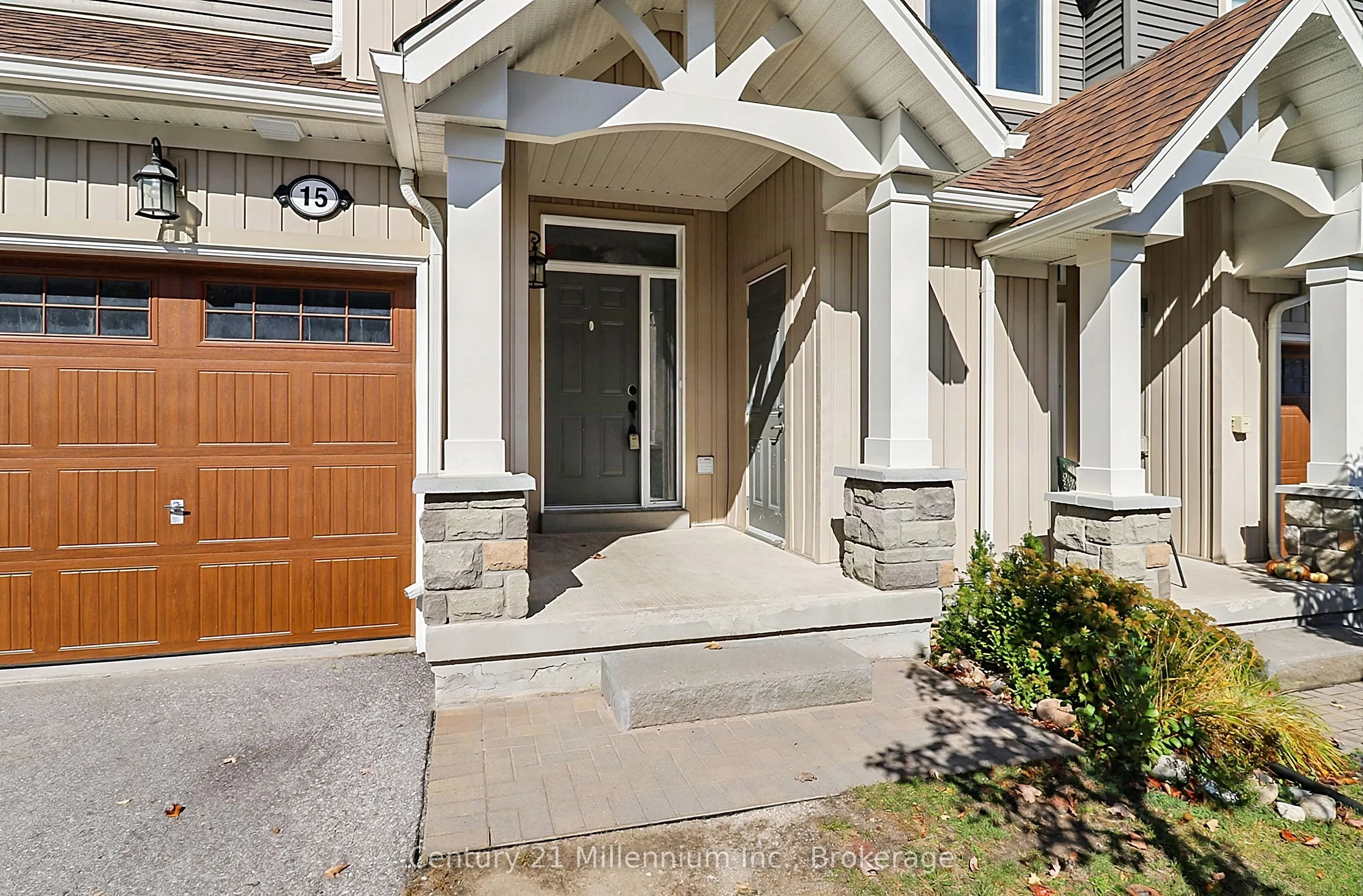 15 Gregory Avenue #15