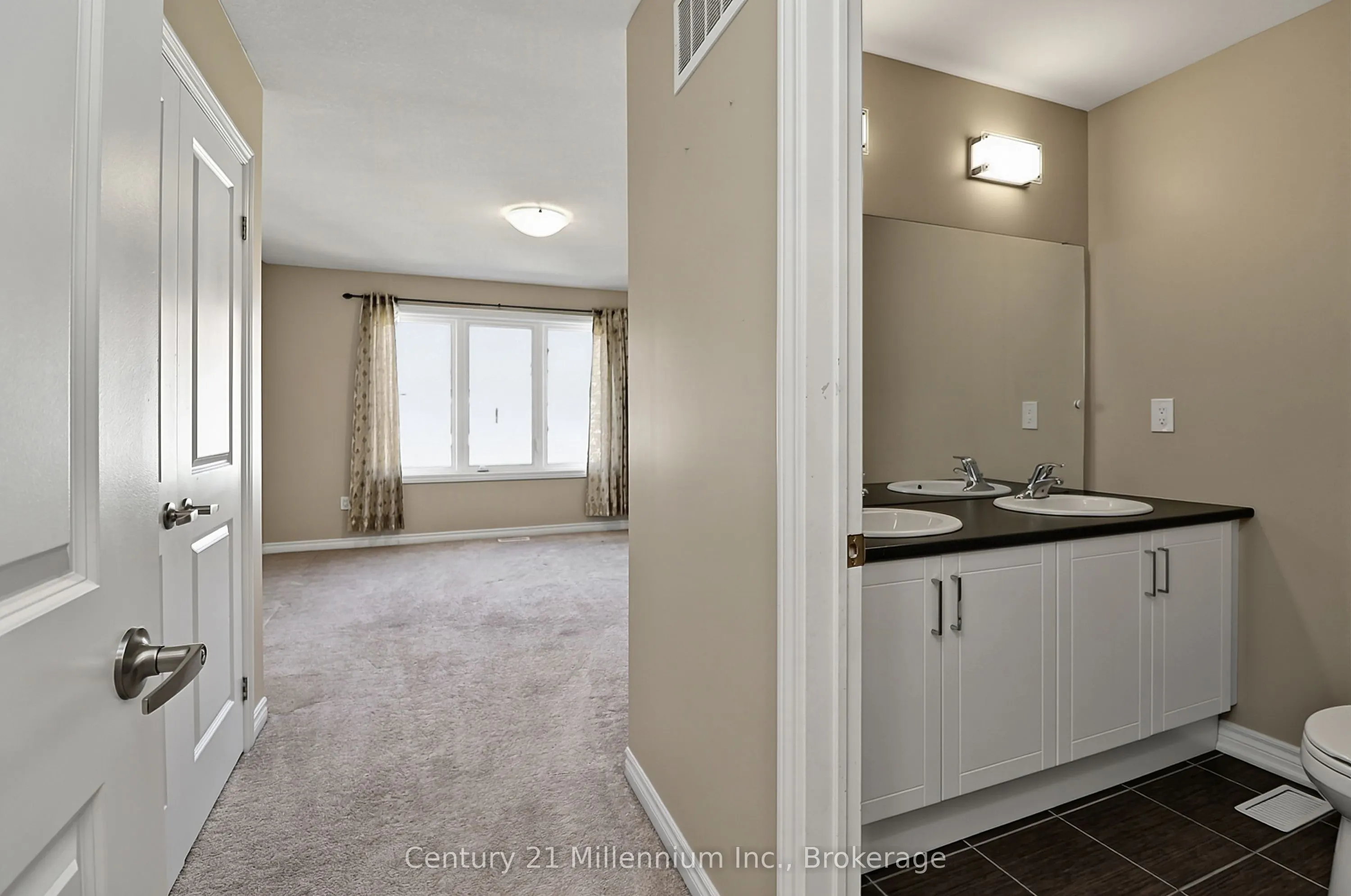 15 Gregory Avenue #15