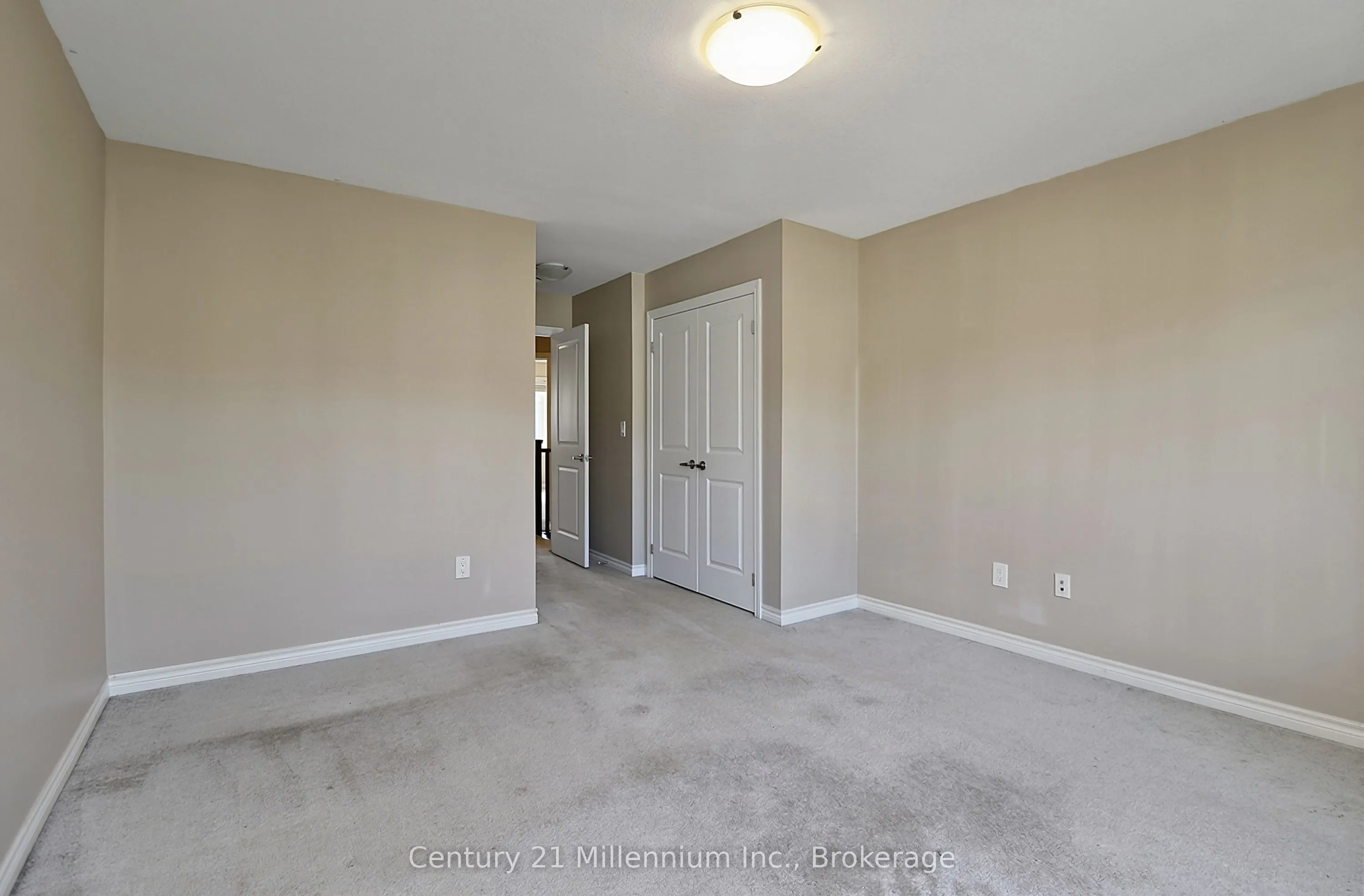 15 Gregory Avenue #15