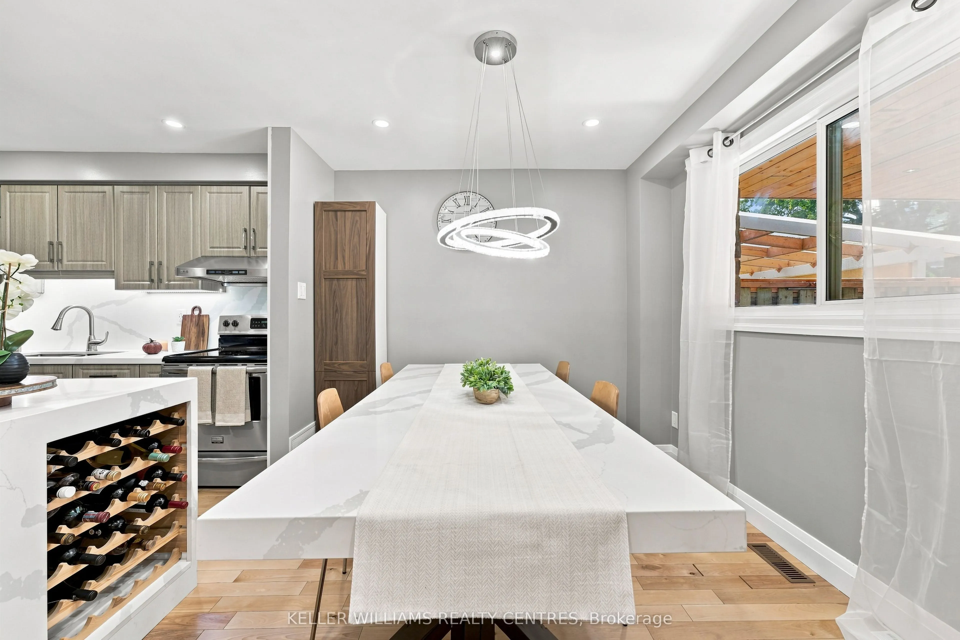 36 Chaucer Crescent
