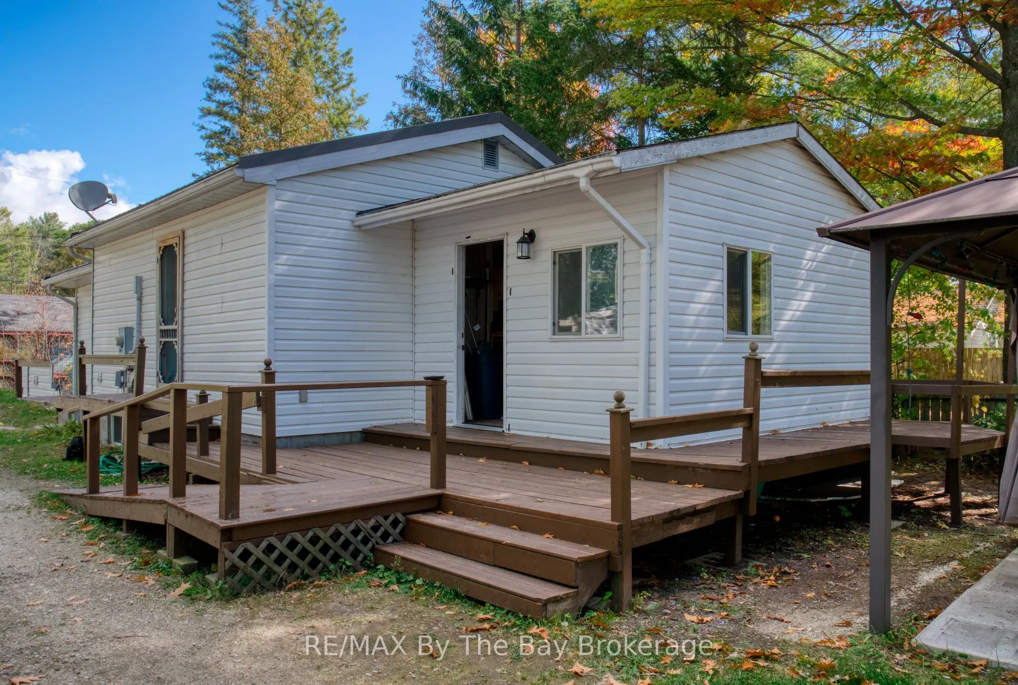 18 Elm Drive