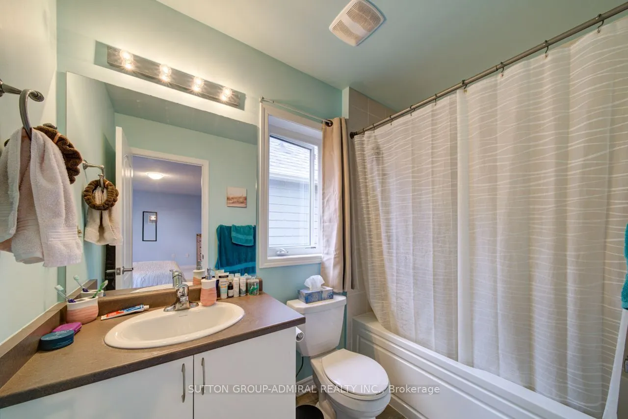 8 Catamaran Drive
