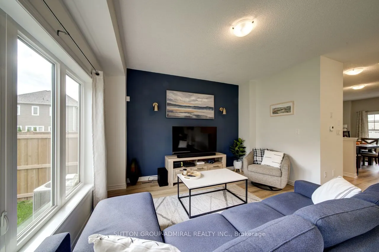 8 Catamaran Drive
