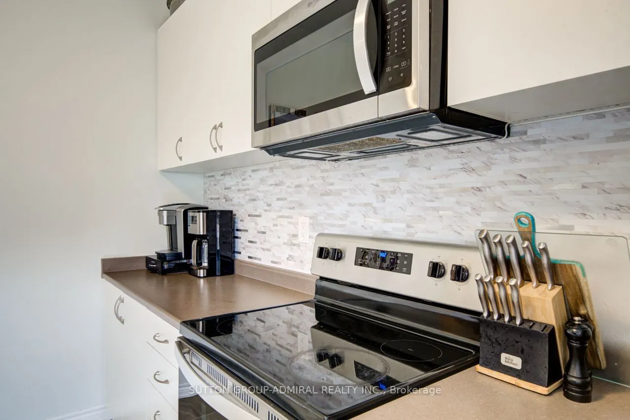 8 Catamaran Drive