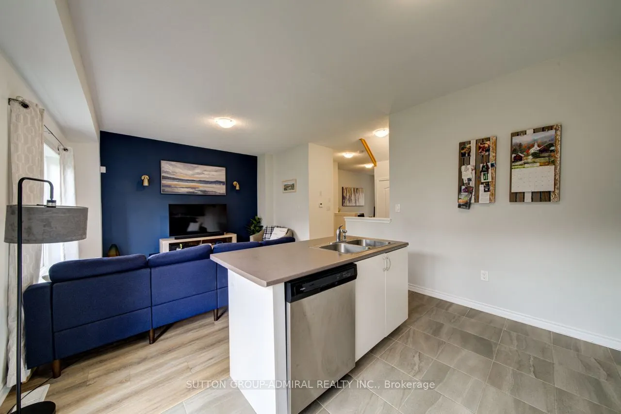 8 Catamaran Drive