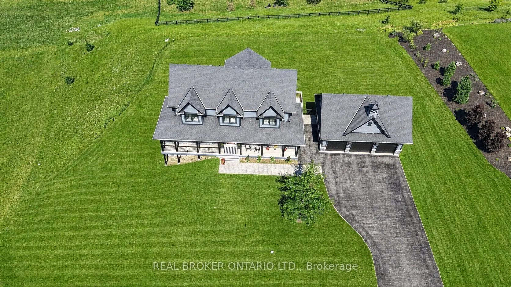 29 Thoroughbred Drive