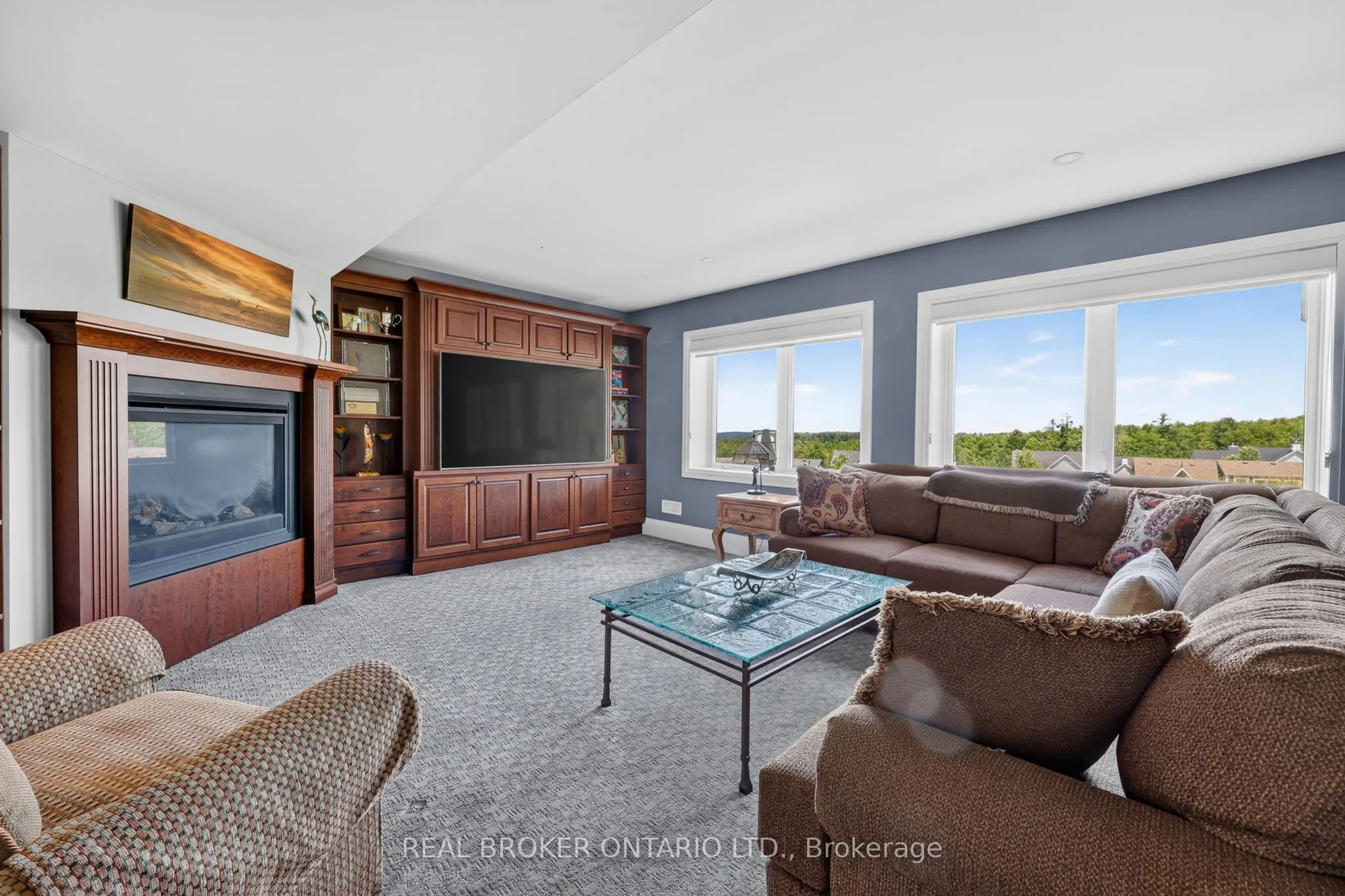 29 Thoroughbred Drive