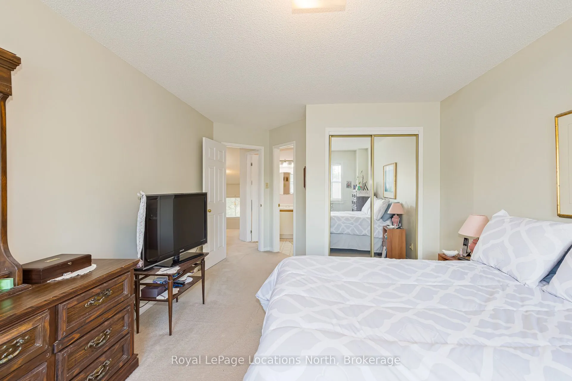 403 Thomas Street S #8
