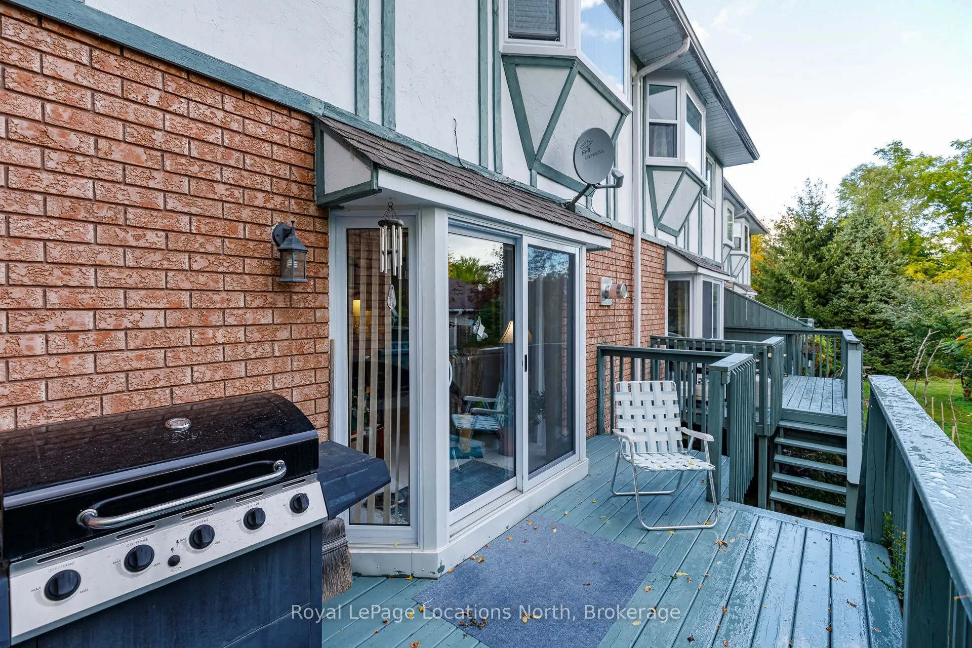 403 Thomas Street S #8