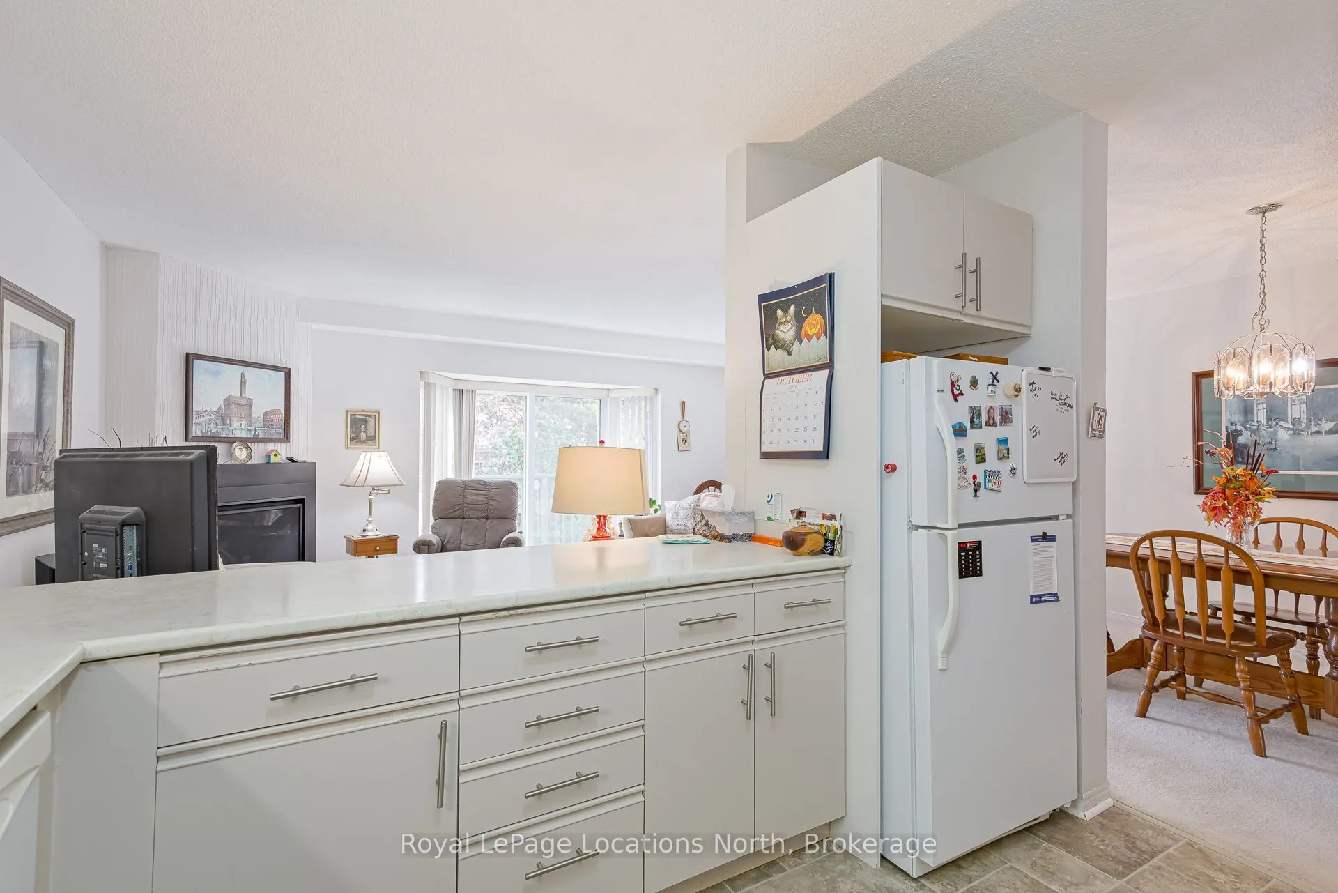 403 Thomas Street S #8