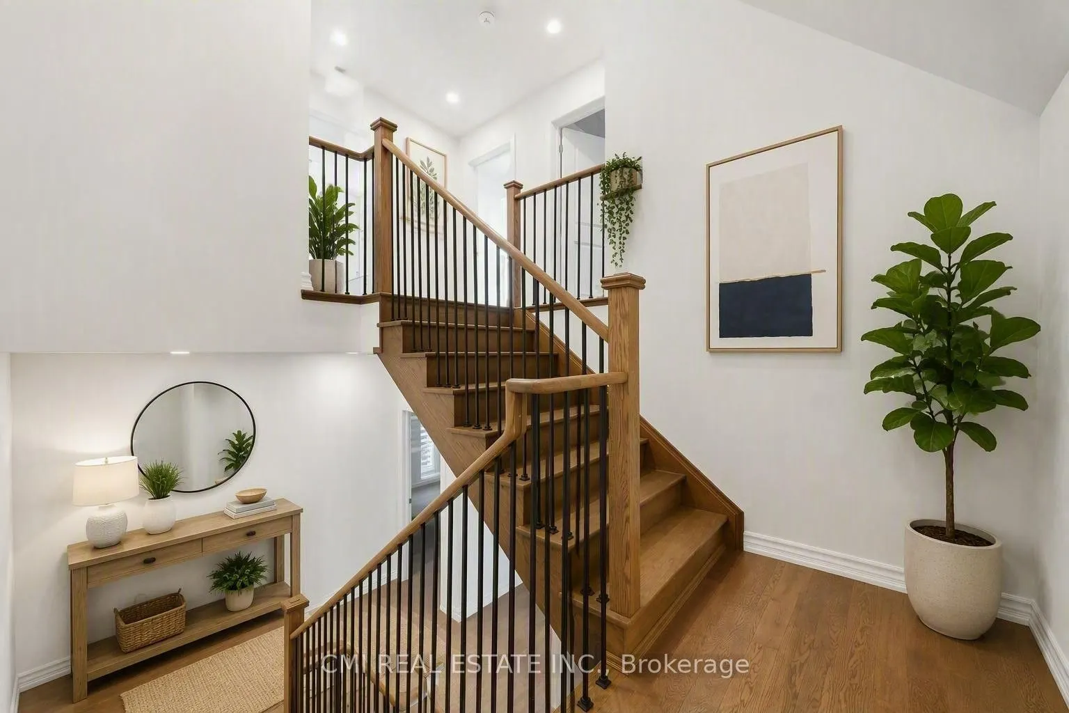 3205 Mosley Street
