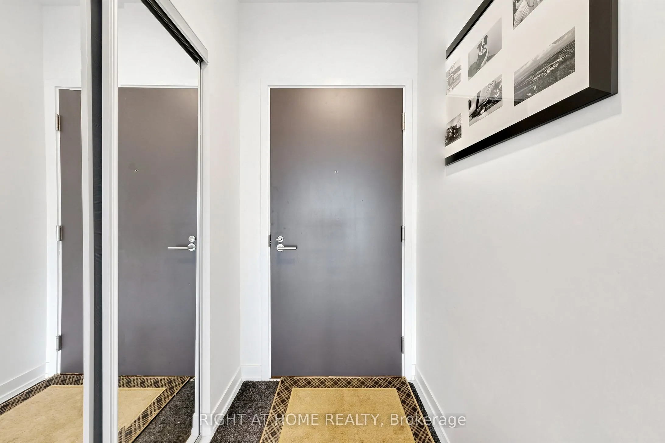 39 Mary Street #1809
