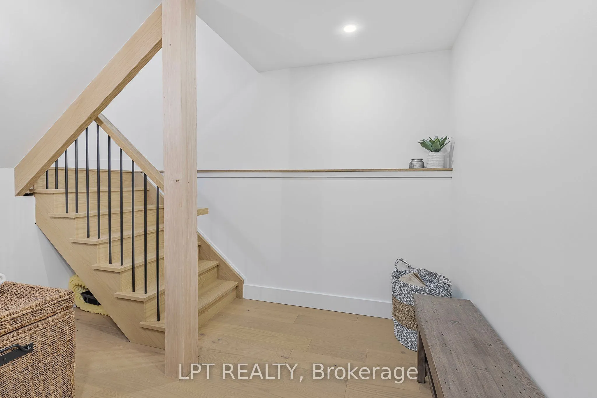 68 49th Street N