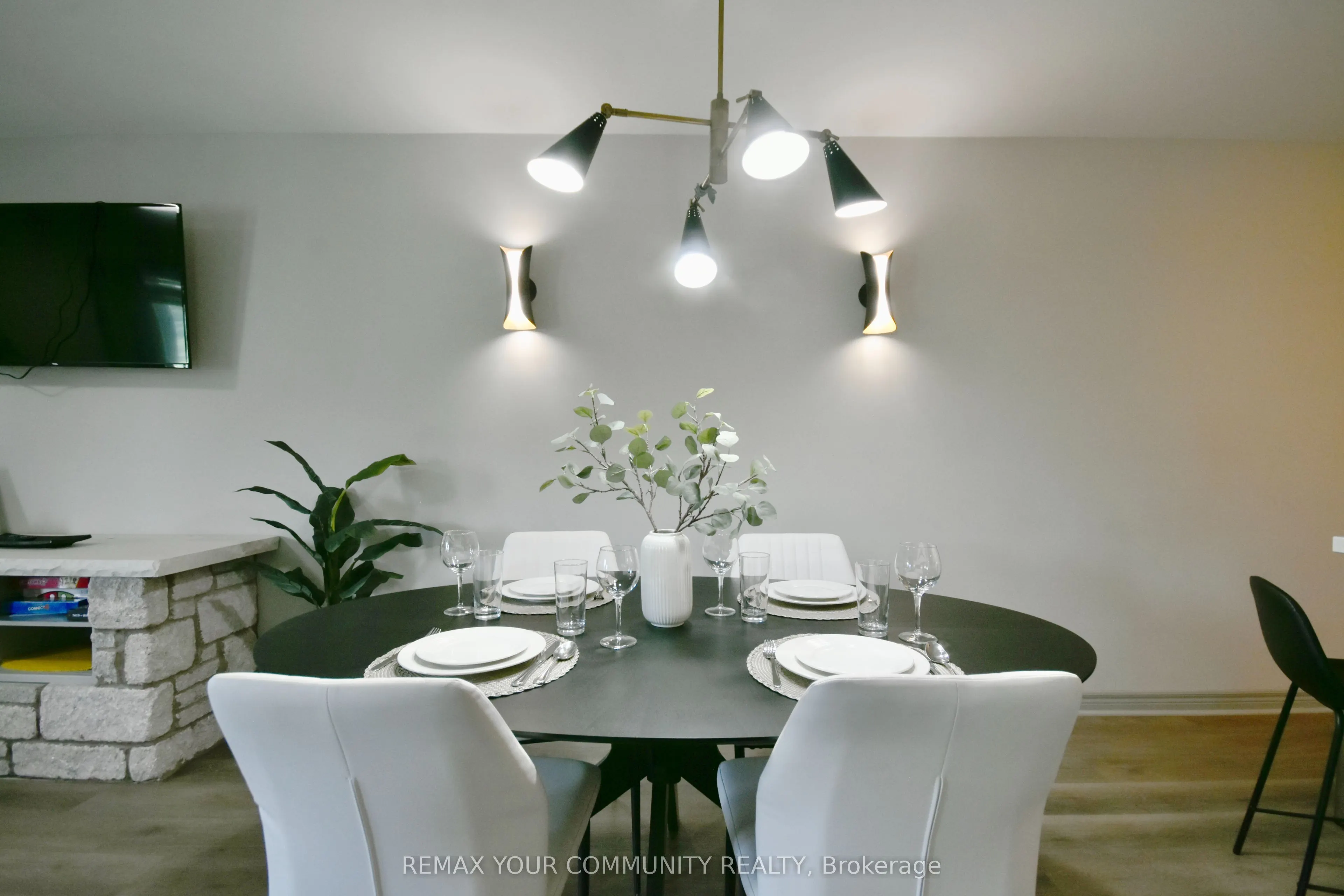 90 Highland Drive #2494/95
