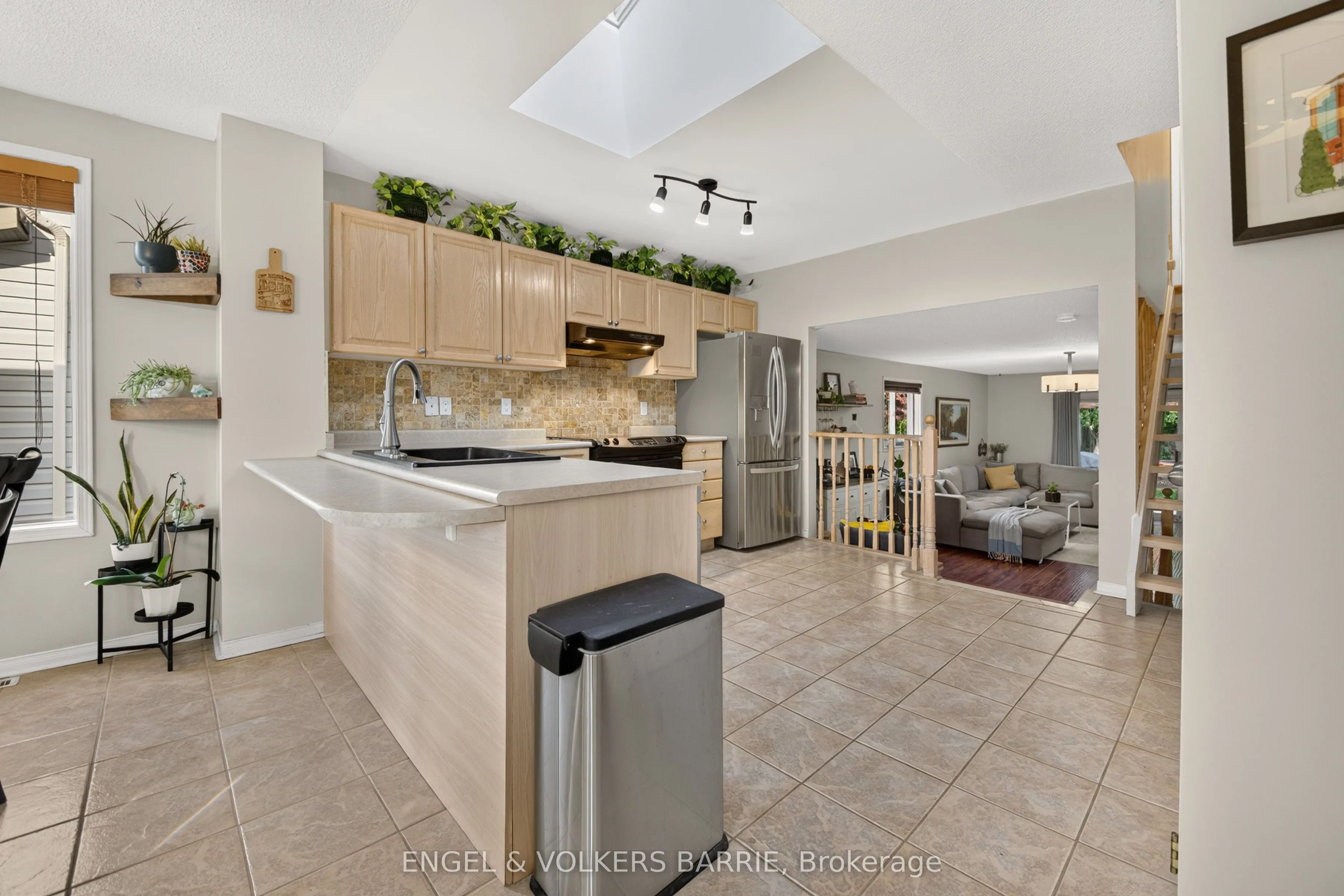 40 Willow Drive