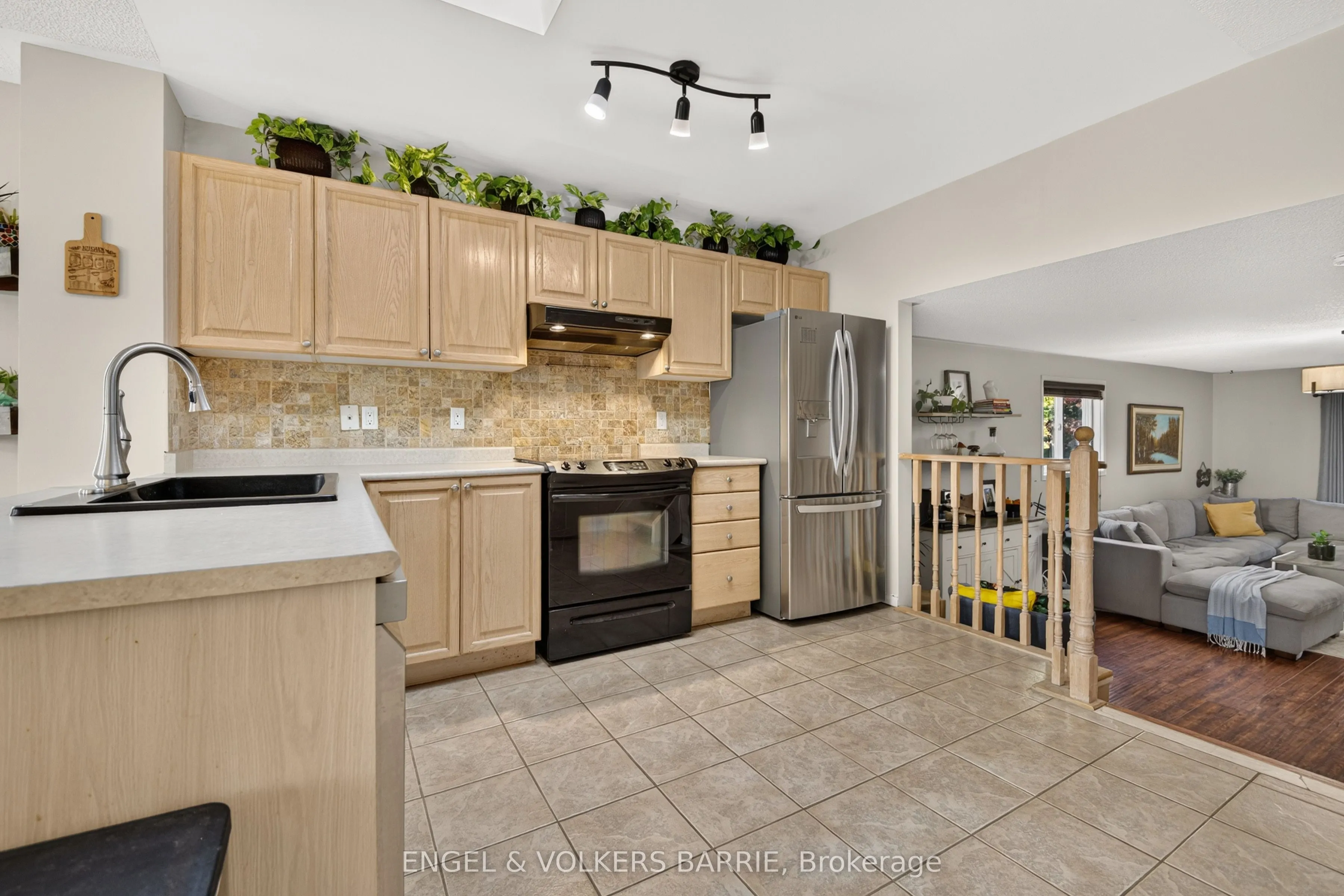 40 Willow Drive