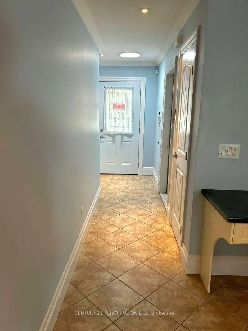 31 Greenway Drive